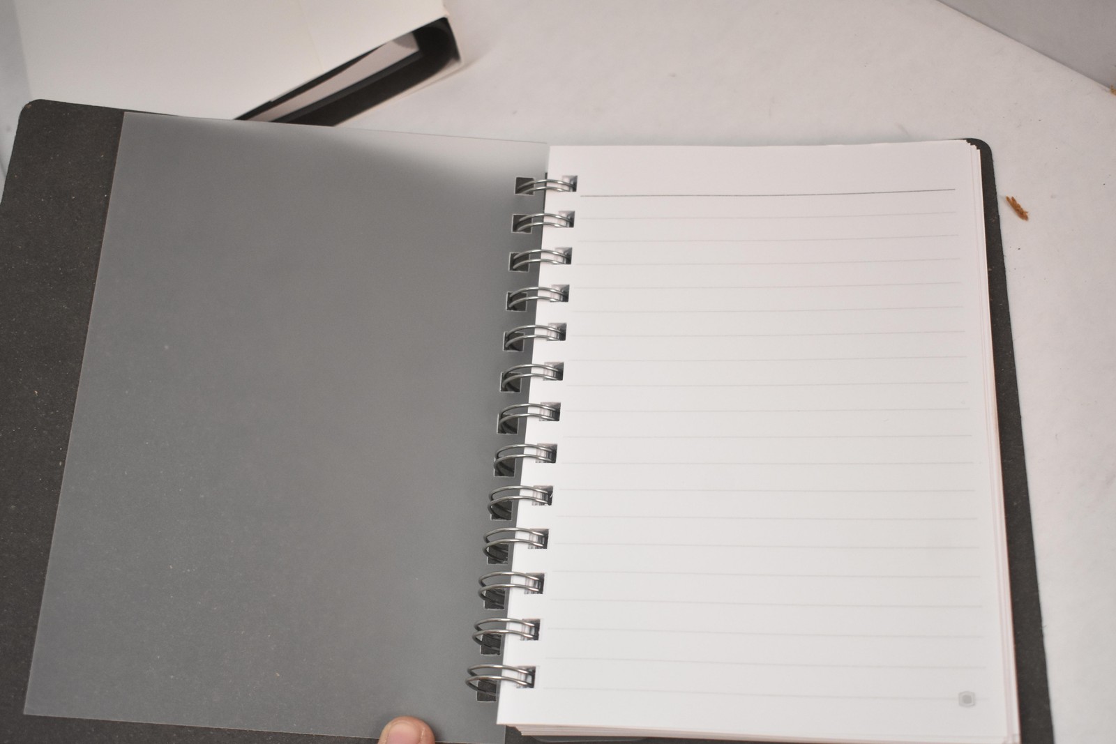Lot Of 4 Branded Daily Use Binders Student Loans Black White Plastic Office