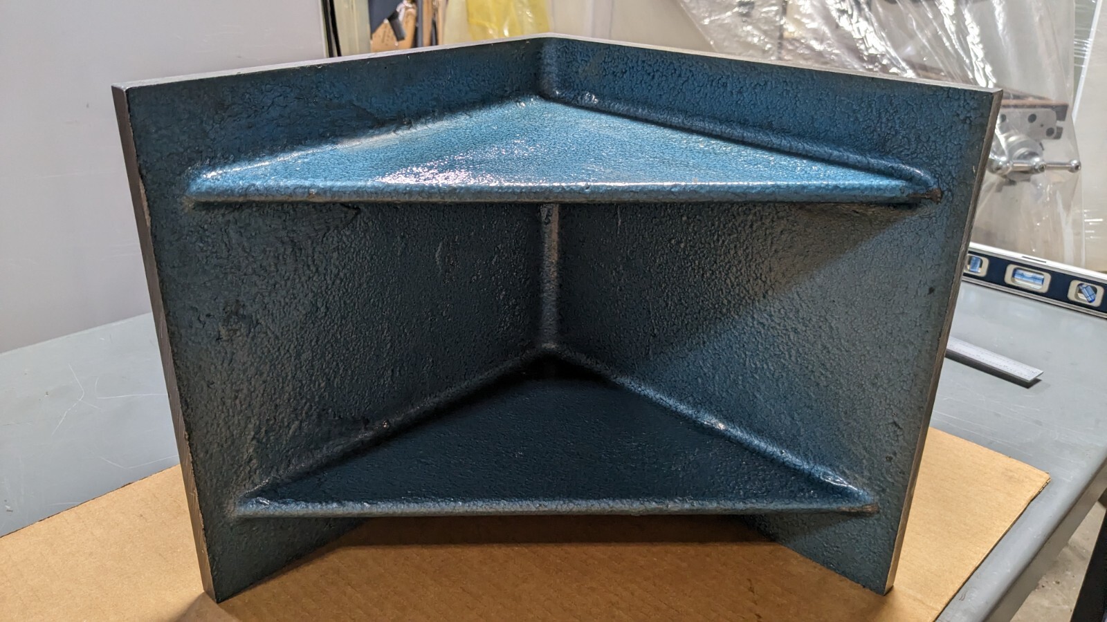 Machined Angle Plate 12″ x 12″ x 12″ Cast Iron Flat Surface Double Web Damaged