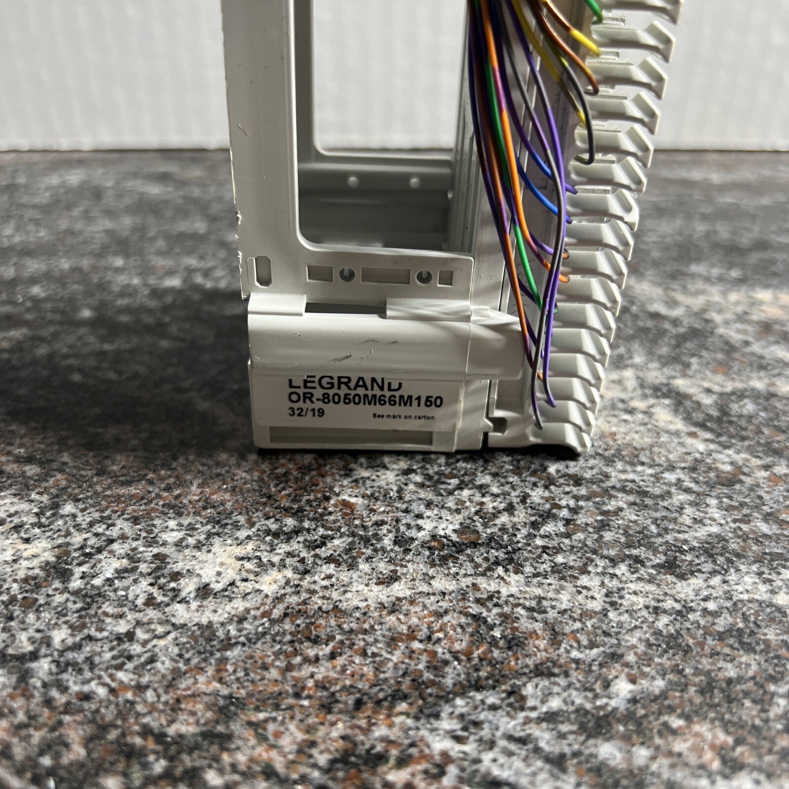 LEGRAND OR-8050M66M150 / OR8050M66M150 (NEW)