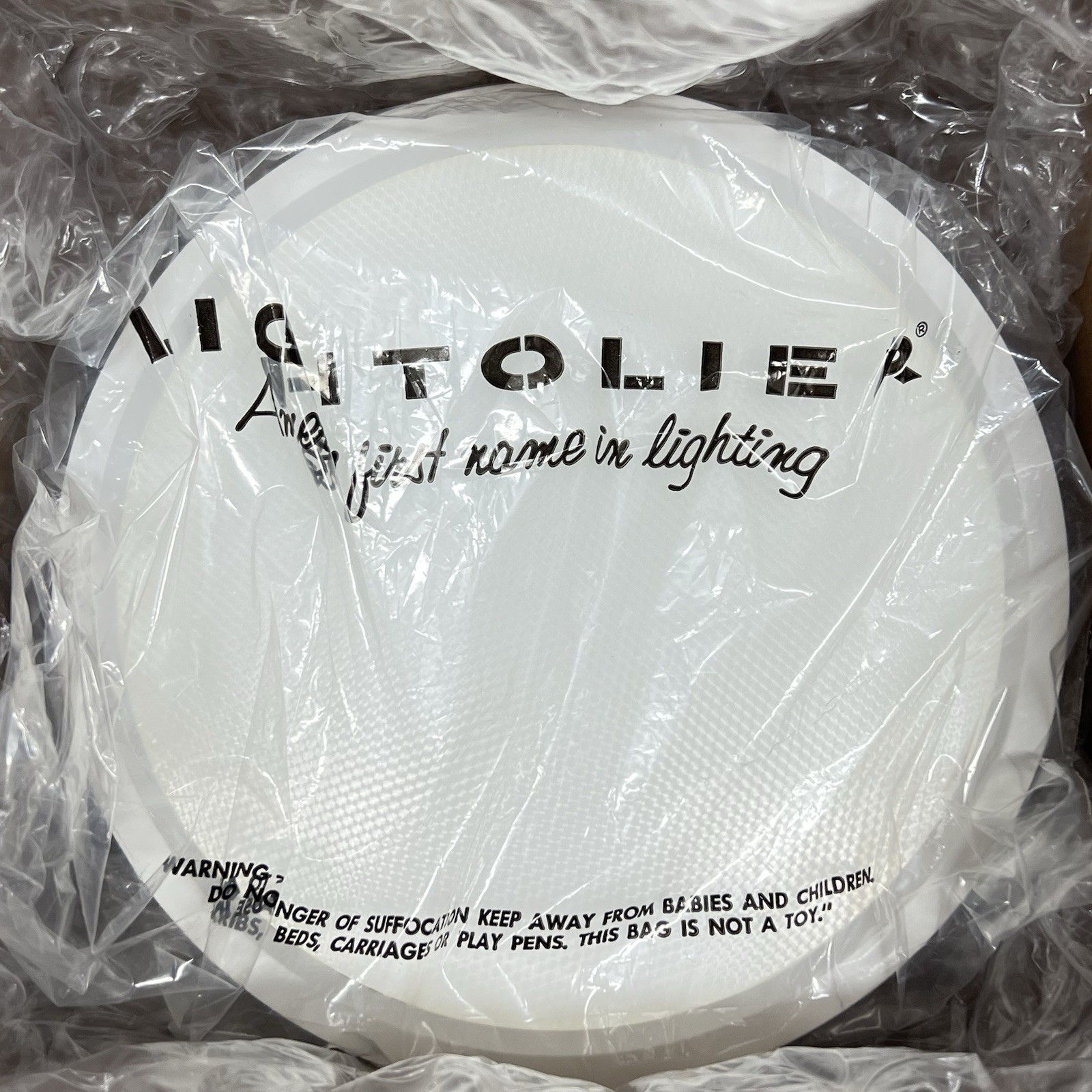 Philips Lightolier 7″ ROUND SURFACE MOUNT27K, 90CRI, 120V MATTE WHITE S7R927K10