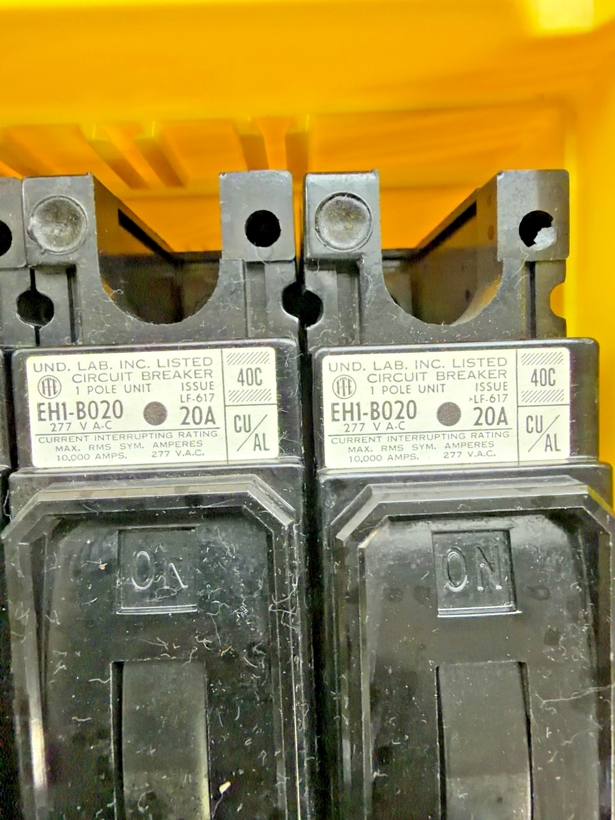 ITE EH1-B020 20A 1 Pole Circuit Breaker 277VAC 125VDC CU/AL Industrial