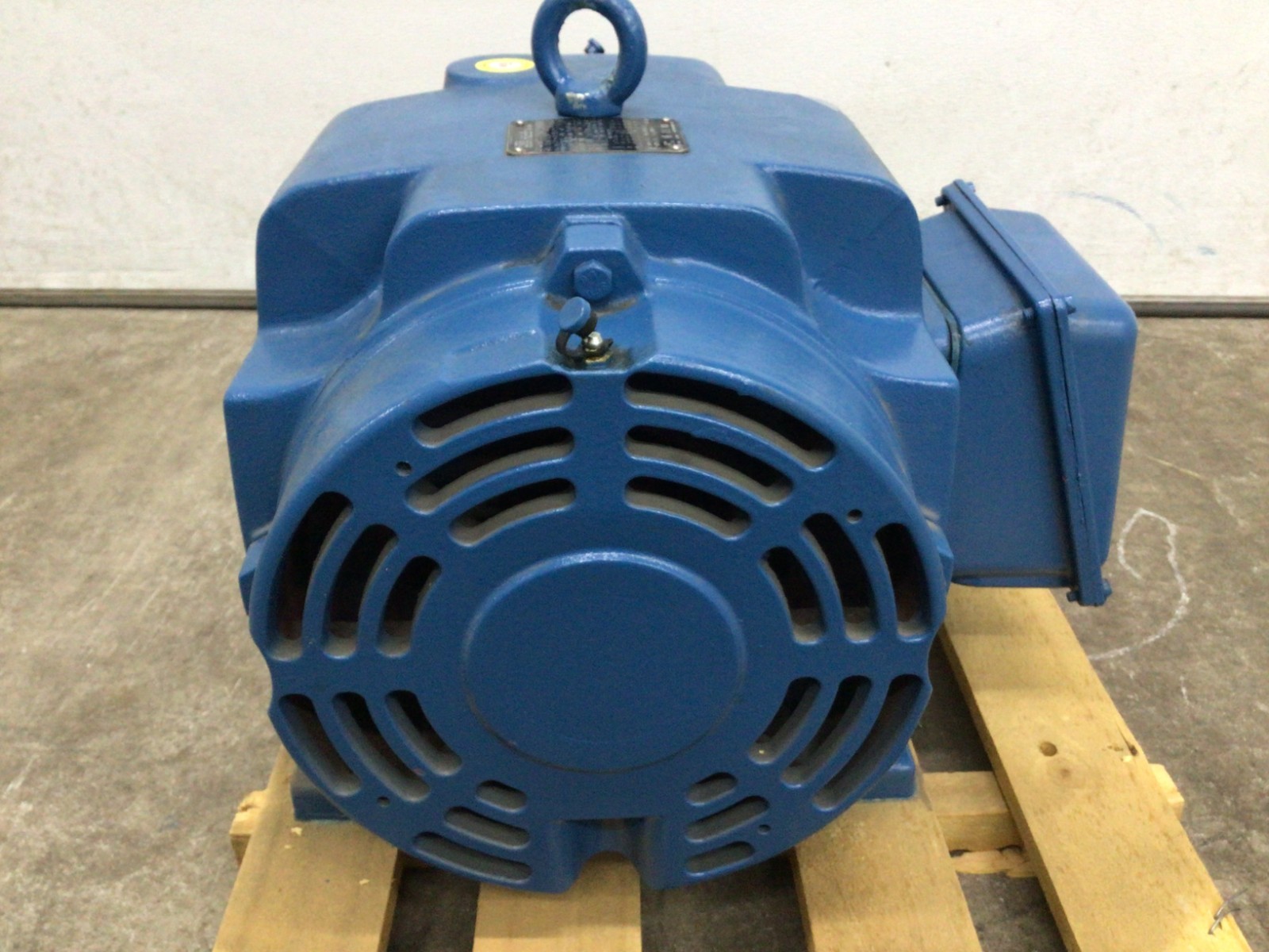 WEG, Motor, 02036OT3E254T-W40, 20 HP, 3535 rpm,Three-Phase,230/460V AC