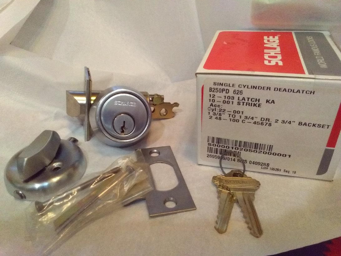 Deadlatch B-250-P-626 Single Cylinder keyed Nightlatch SCHLAGE