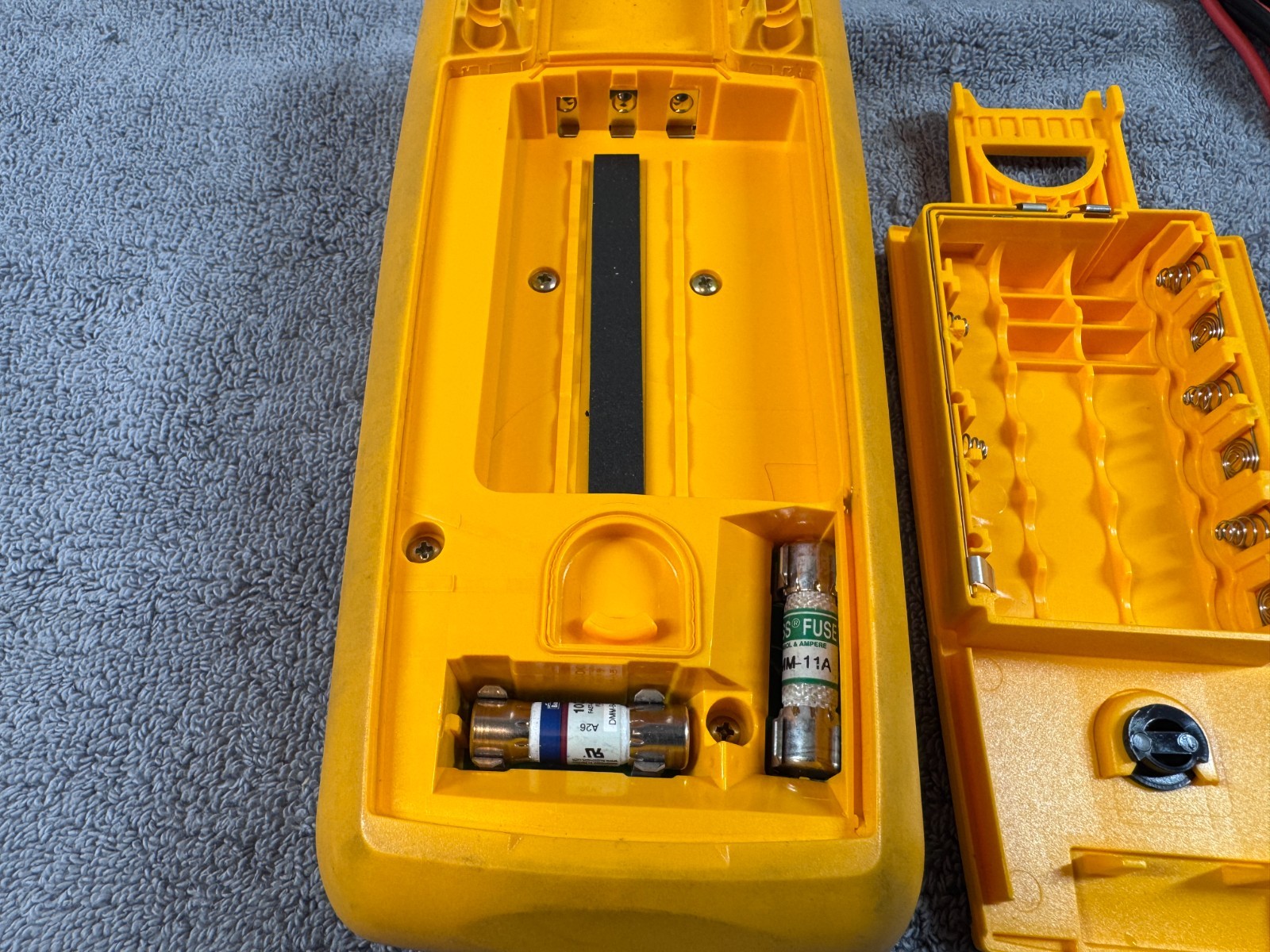 Fluke 289 True RMS Industrial Multimeter w/ Leads and Pouch