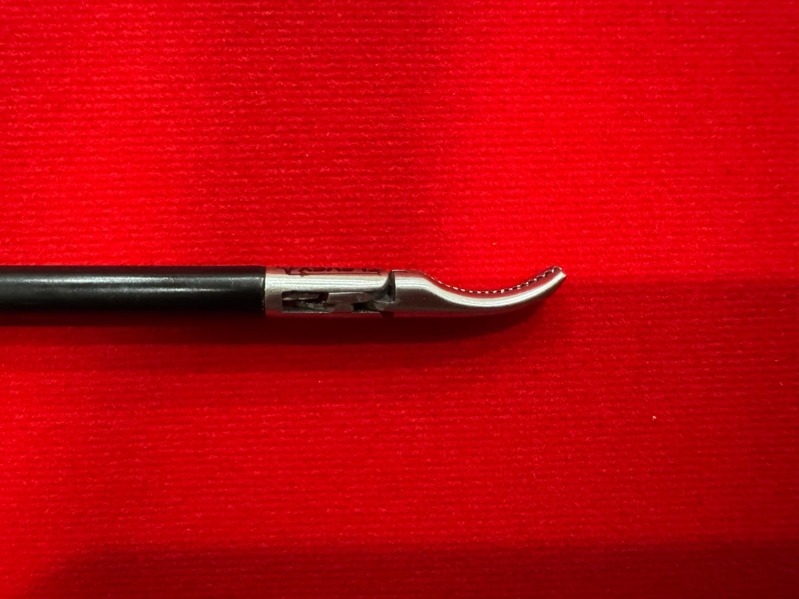 NEW Laparoscopic Maryland Grasper 5mm 45cm Maryland Dissecting Grasper Forceps