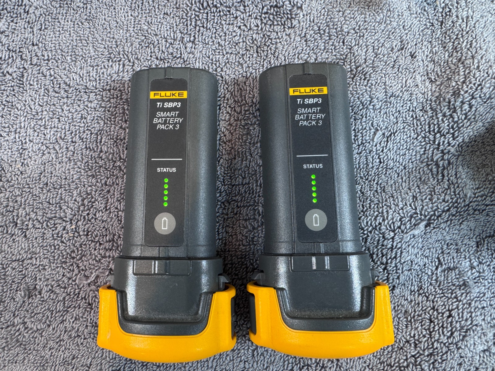 Pre-Owned Fluke TiS75 9Hz Thermal Camera Kit w/ Charger, 2 Batteries & Case