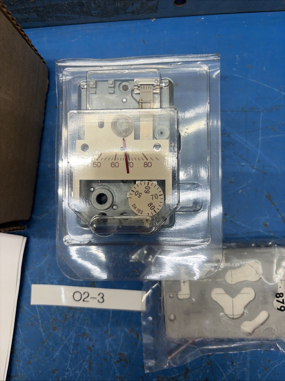 Siemens Pneumatic Mechanical Room Thermostat 192-202 Analog Wall-Mounted