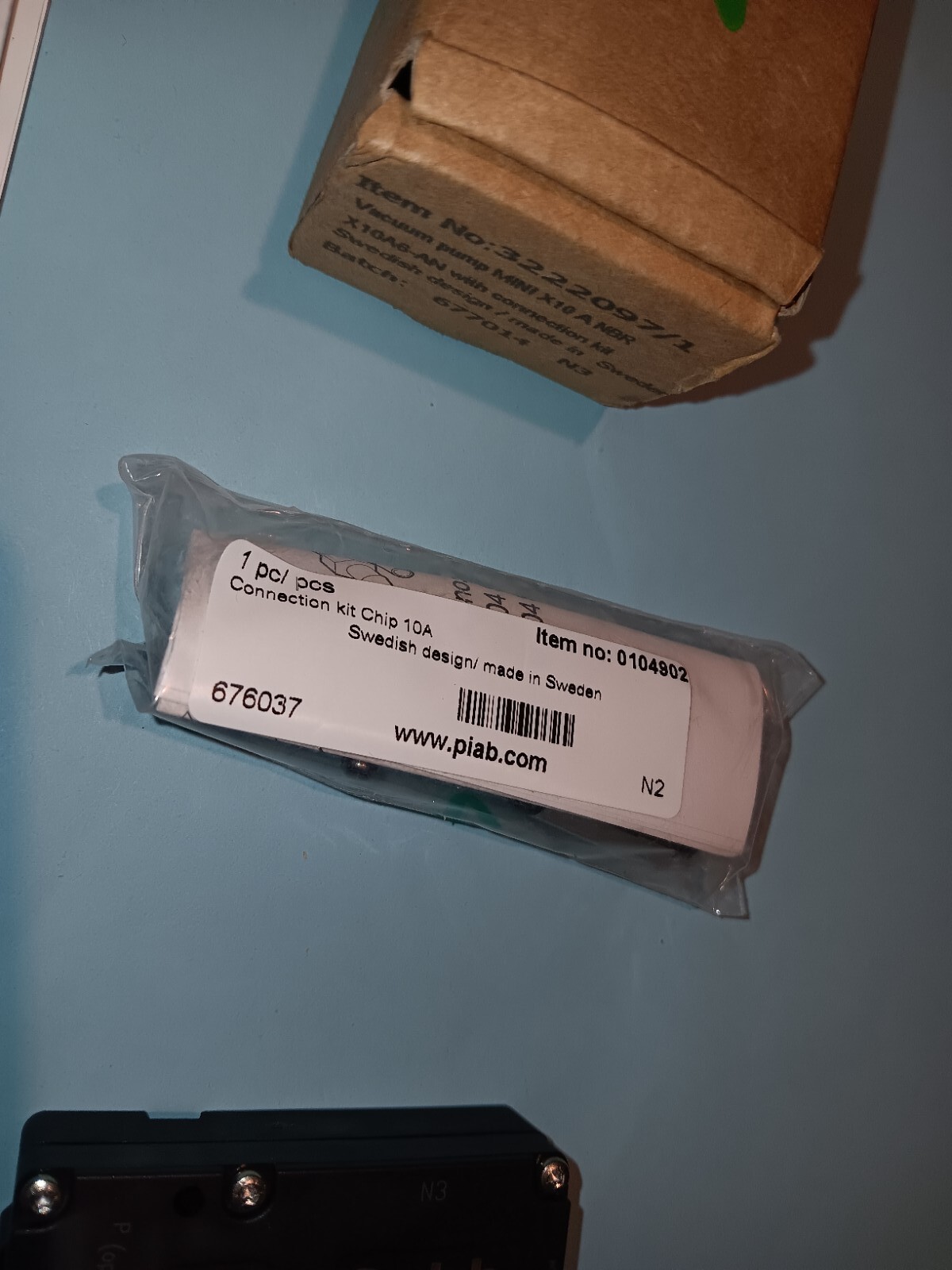 NEW GENUINE PIAB X10A6-AN MINI VACUUM PUMP WITH CONNECTION KIT