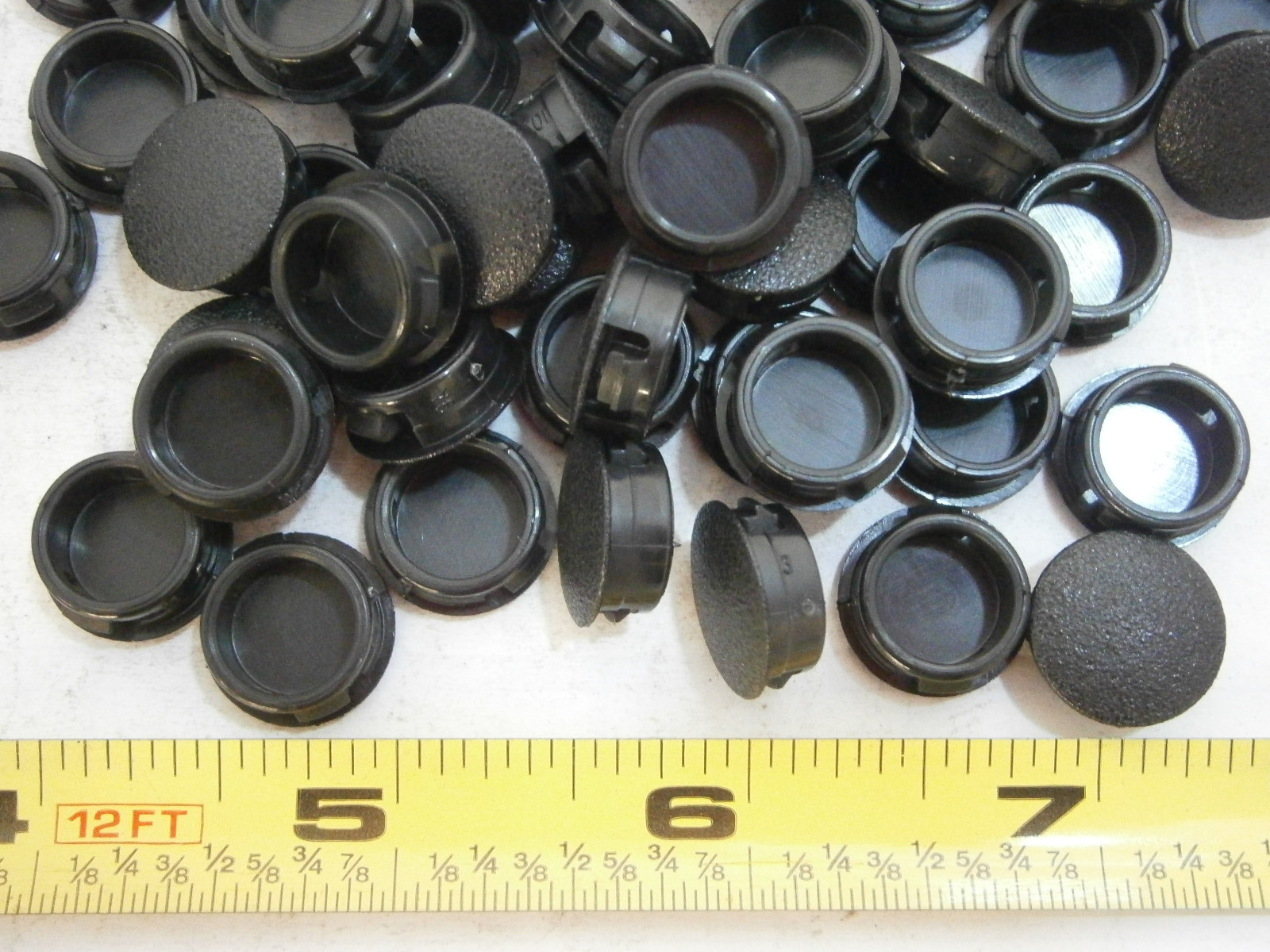 Heyco 1687 Shorty Plug for .500 Hole .56″ OD Nylon Black Lot of 30 #3697