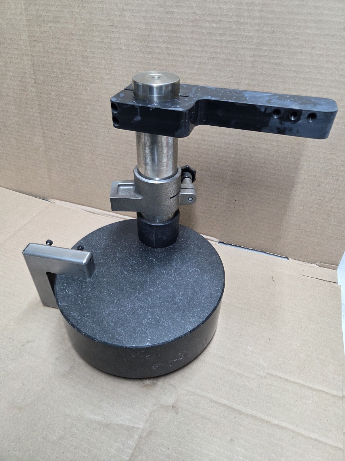 Heidenhain 244 154-01 MS 200 Gauge Stand, ø10in Base, ø3in x 10in Column