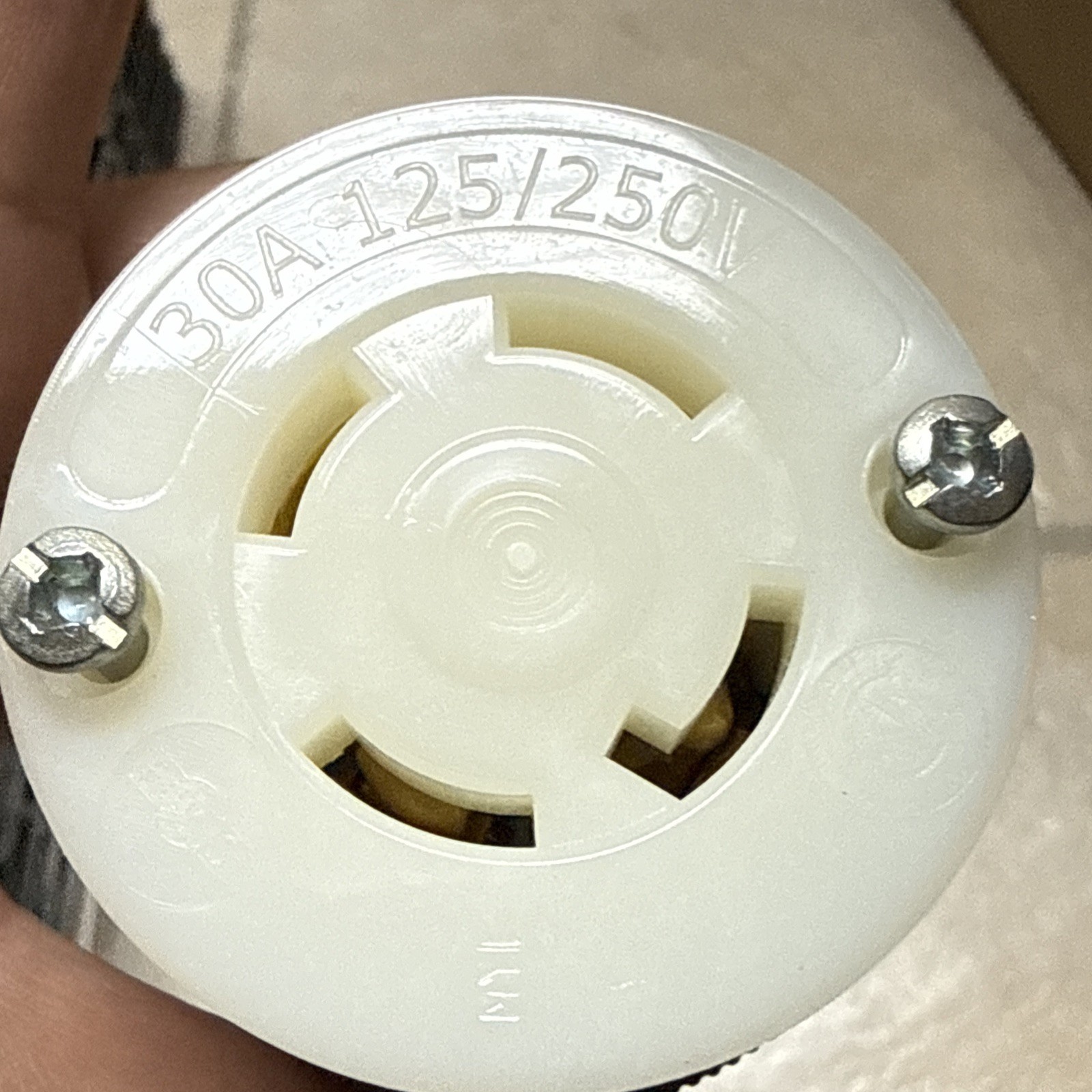 Hubbell HBL2713 Twist-Lock Connector 30A 125/250V L14-30R 3P 4W