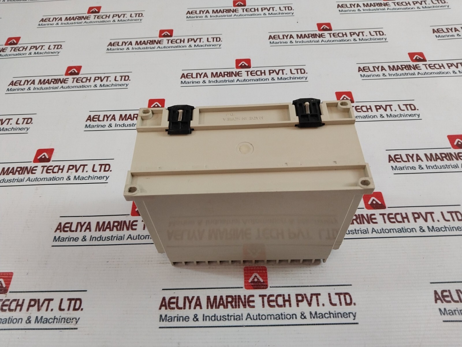DAE JOO DT-33W-A1 TRANSDUCER 110V-220V 50-60HZ 4-20MA DC 24 V