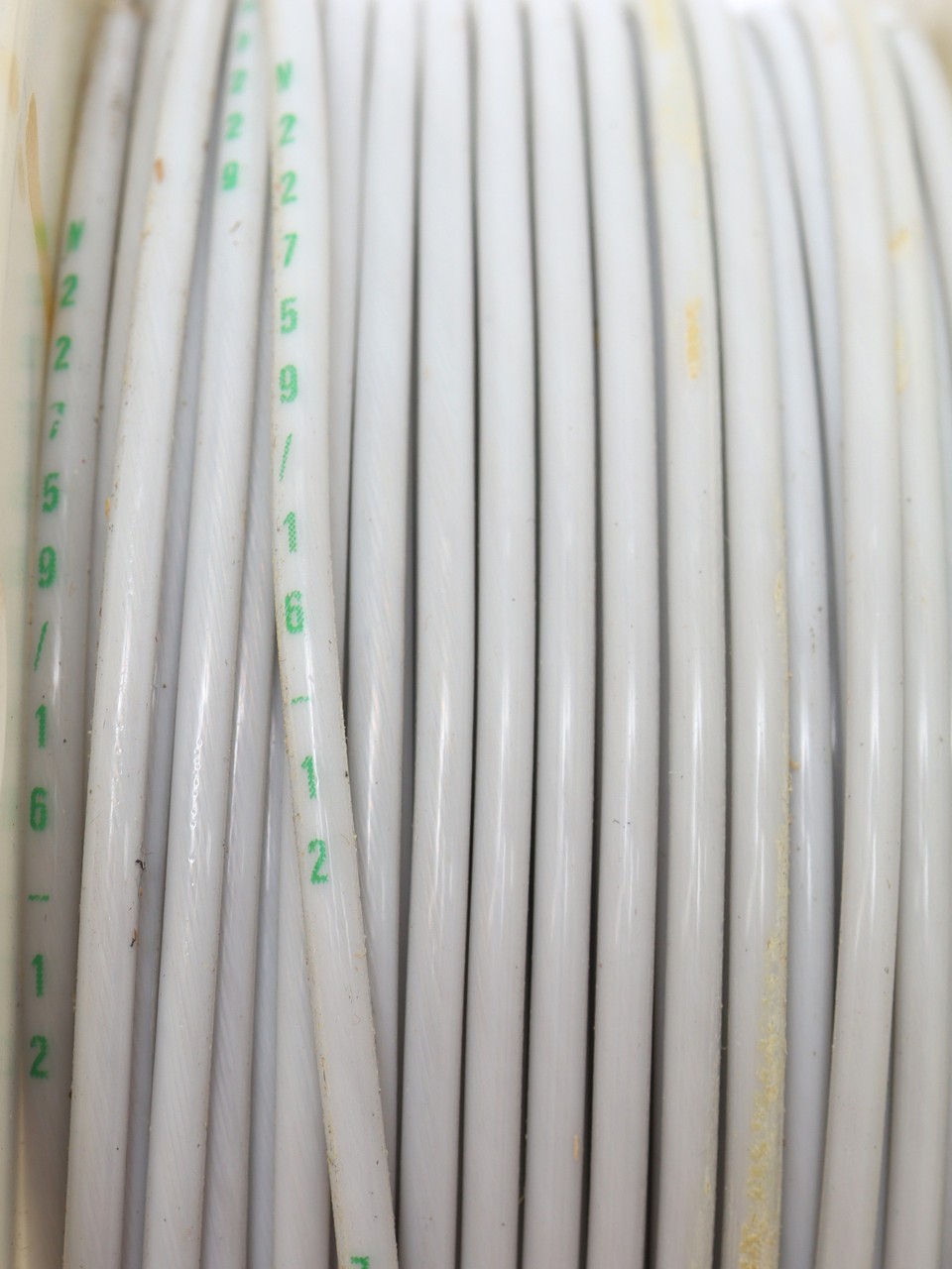 M22759/16-12-9, 12AWG ETFE Tefzel Jacketed Wire, White, 50ft