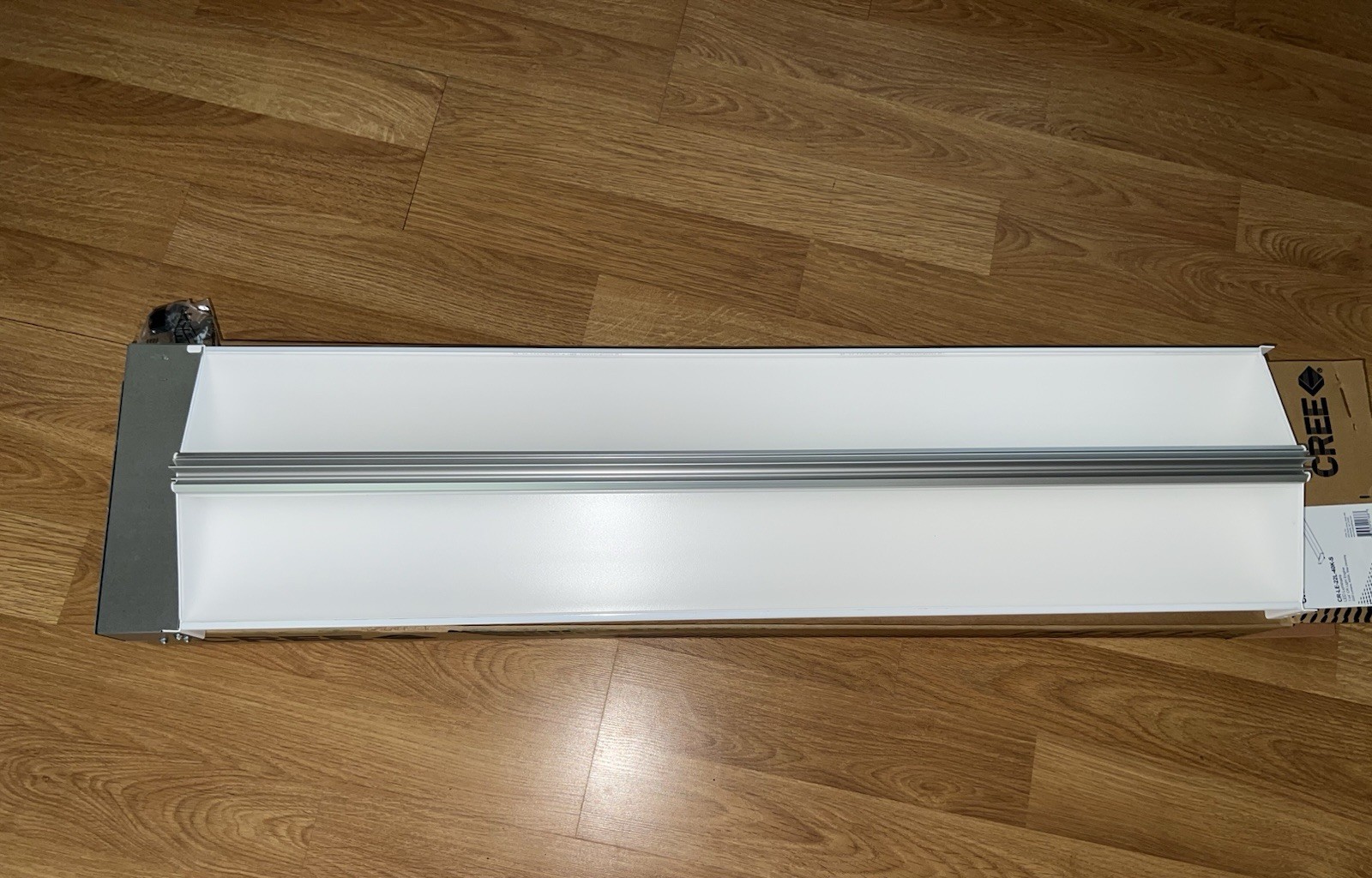 Cree CR-LE-22L-40K-S LED Luminaire 1’x4’CR Light Engine 2200 Lumens