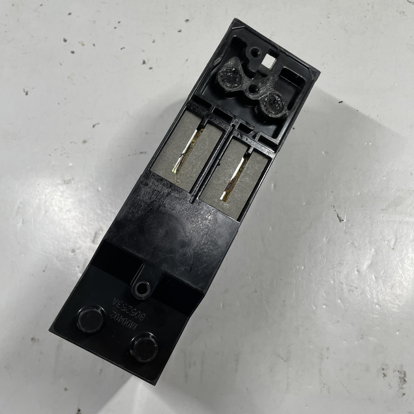 (READ MORE) Siemens QN2200R 200 Amp 2 Pole 240V Circuit Breaker QNR 200A DY-785