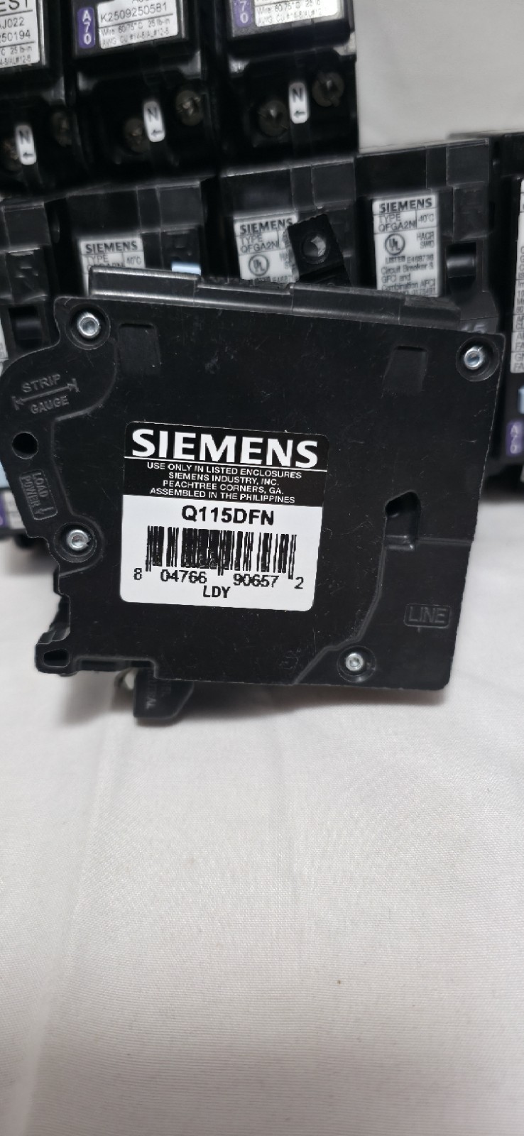 Siemens Q115DFN 15A 120V AFCI/GFCI Dual Function Plug-In Circuit Breakers Qty 9