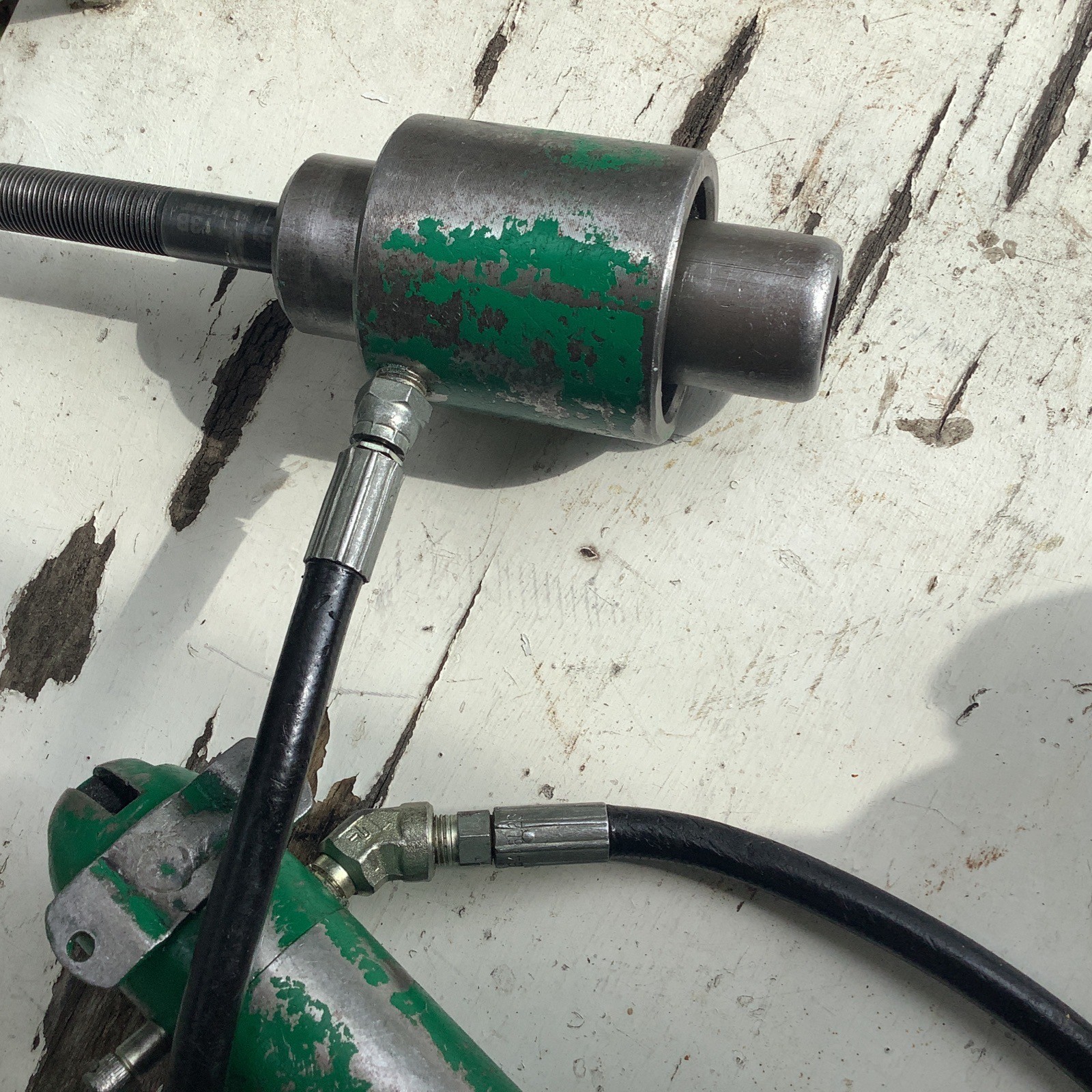 Greenlee 767 Hydraulic Hand Pump & Ram Set.
