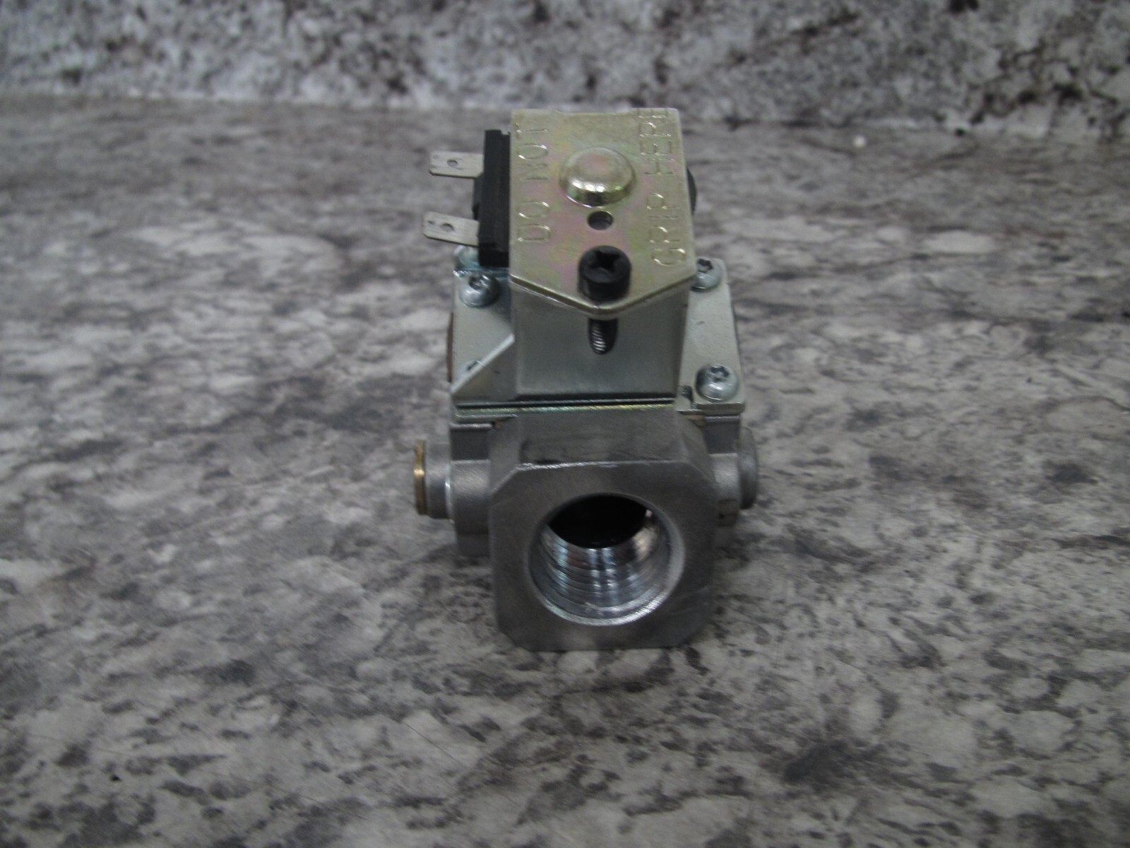 White-Rodgers EF380W181 Furnace Gas Valve Solenoid WR 0094-5084 FREE SHIPPING