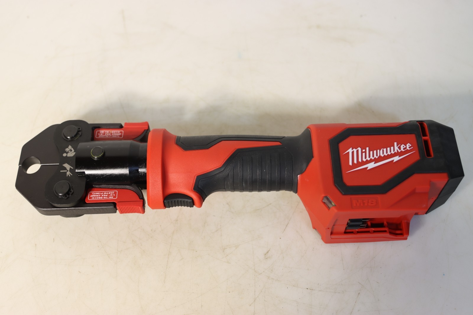 Milwaukee M18 18V Short Throw Press Tool Kit with 3 PEX Crimp Jaws W/ (2) 2.0 Ah