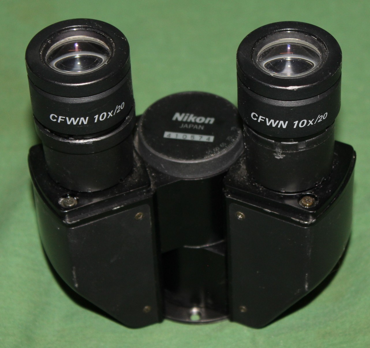 Head and CFWN 10x/20Eye Pieces from Nikon Diaphot 200 Microscope