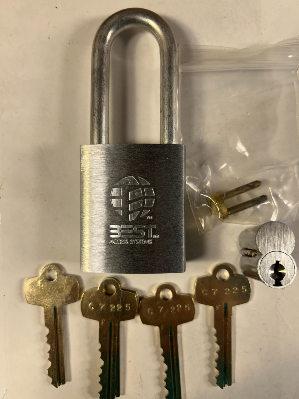 1-21B772L Best Lock new padlock