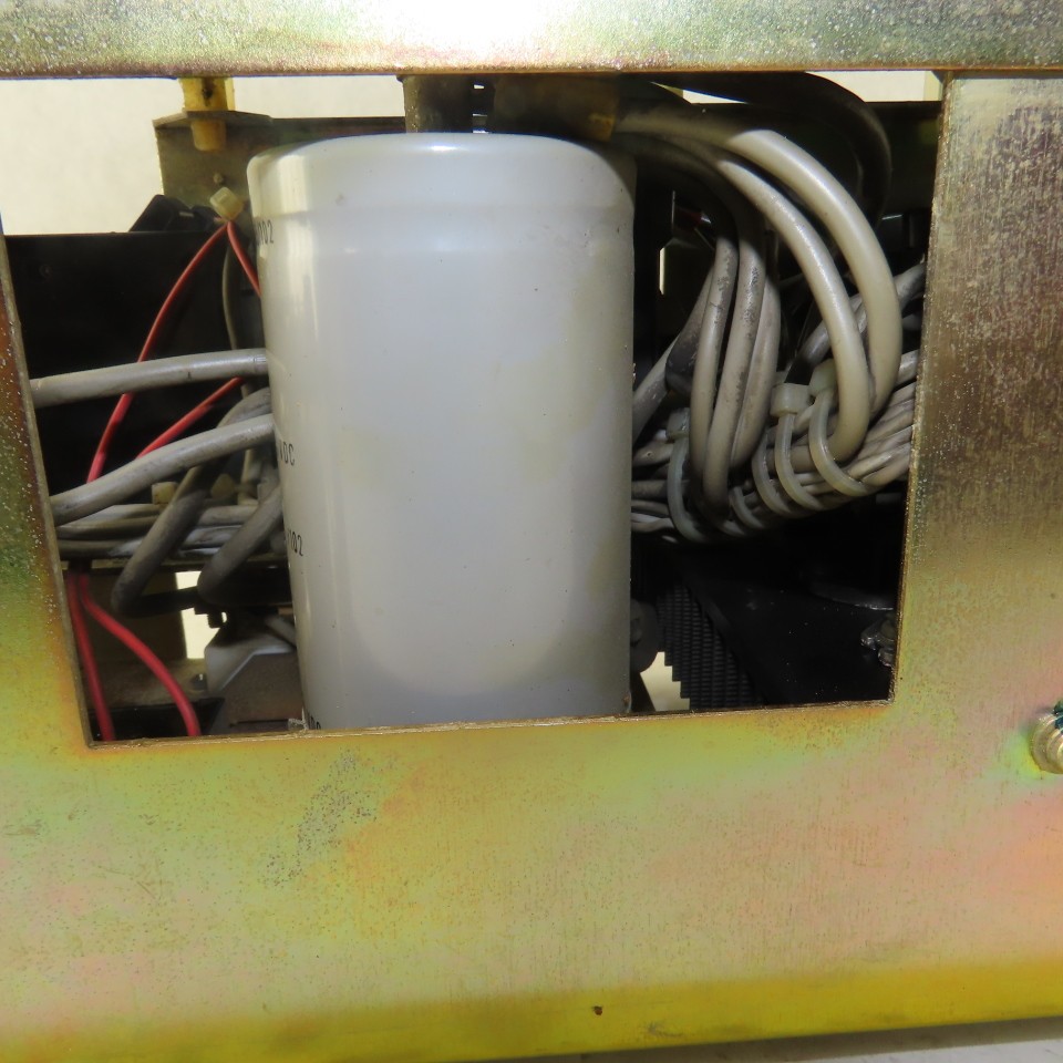Fanuc A06B-6047-H002 A20B-0009-0320/012D Velocity Control Unit