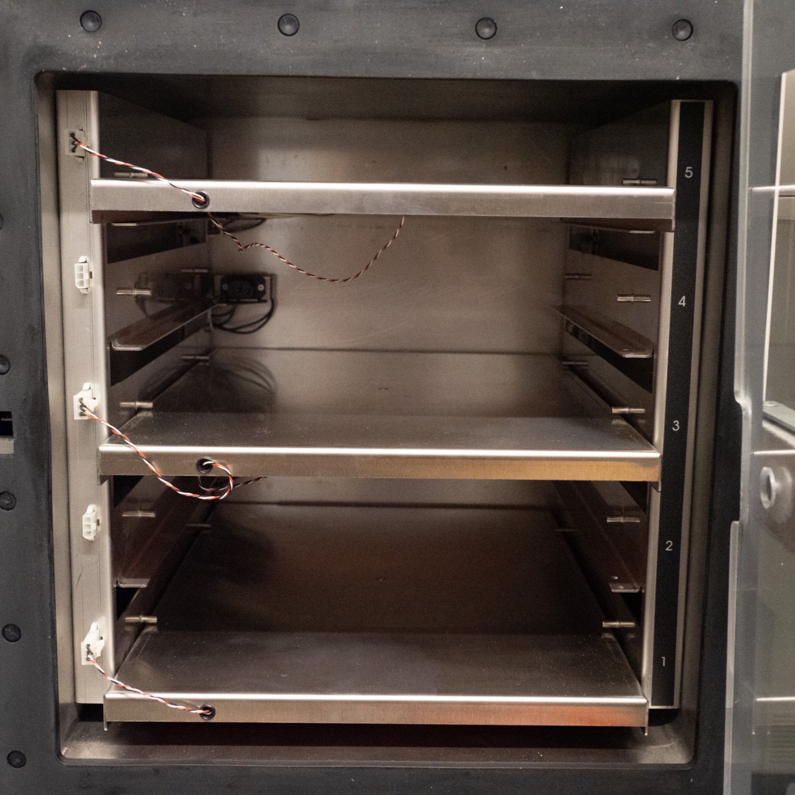 Labconco FreeZone Bulk Tray Dryer 7806020 Heated Shelf Lyophilizer Tested