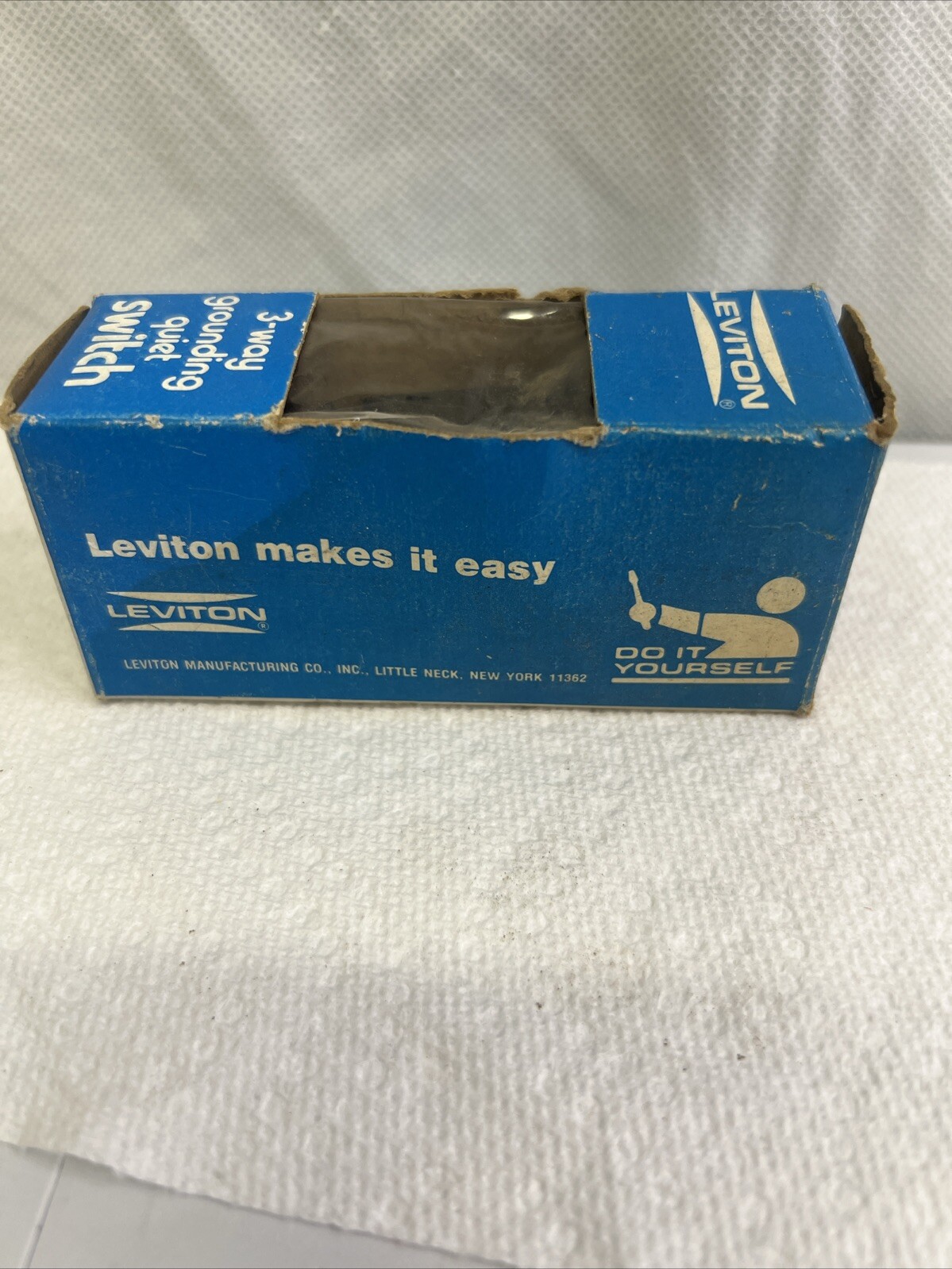 Leviton 1453-2WS 3-Way 15 Amp Quite Toggle Switch with Ground – White
