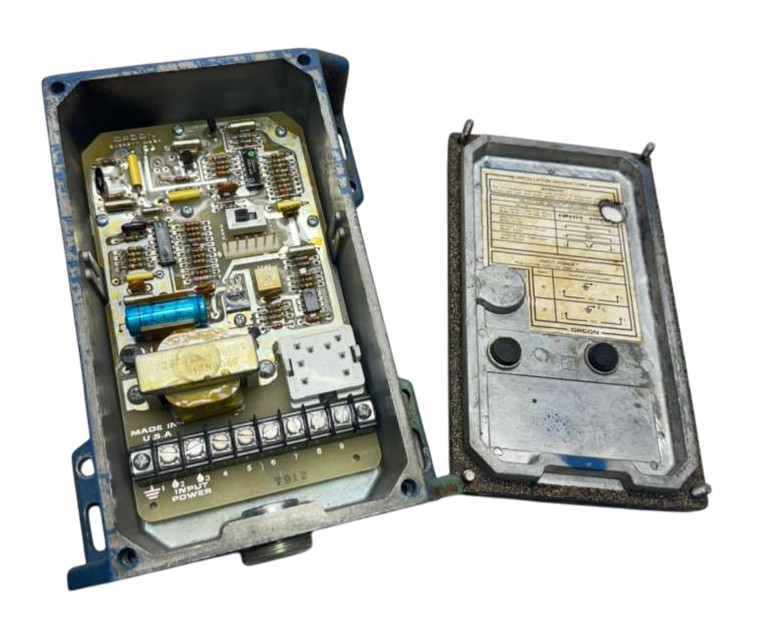 Opcon 1402A-6501 Photoelectric Sensor, 101028, 115VAC, 10VA, 570A, 8580A, 8582A