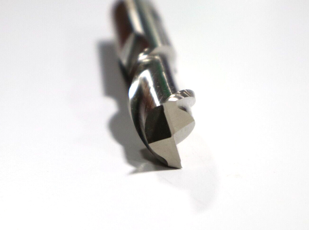 REGAL, 5/8″ 2 FLUTE HSS END MILL, 1-5/16 L.O.C., 3-3/4″ O.A.L. C708