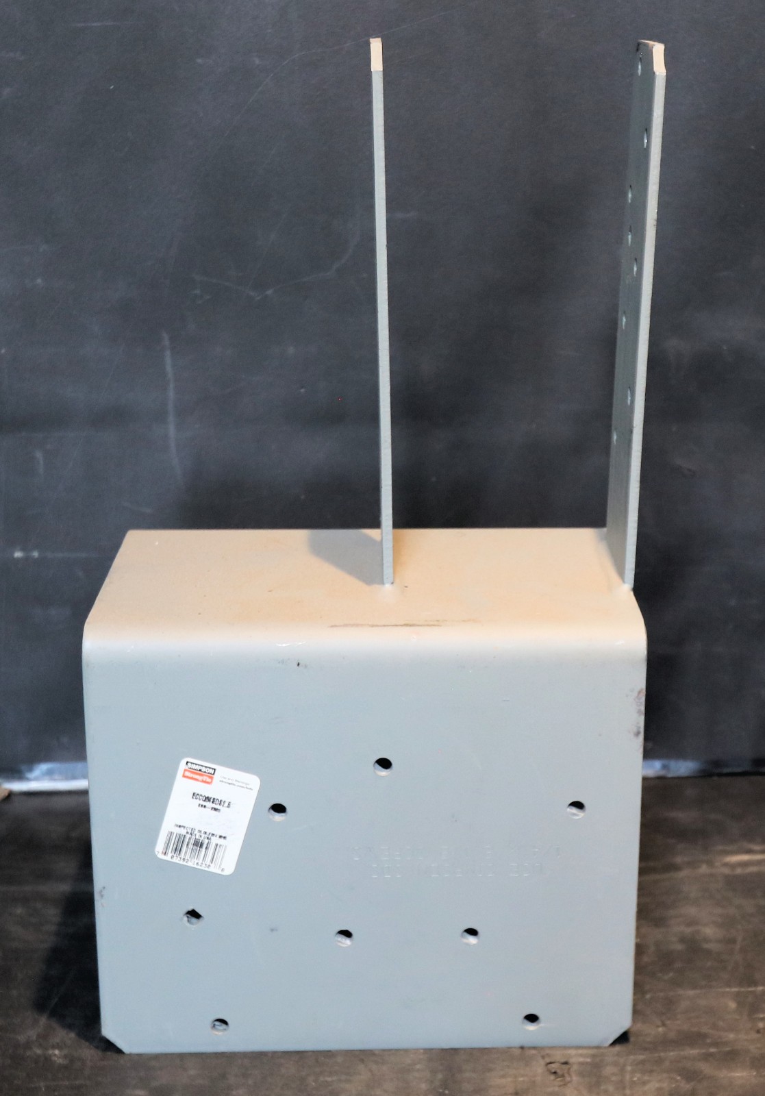 Simpson Strong-Tie ECCQ6 CCQ-ECCQ ESR-2523 Outside 6 x 6 End Column Cap