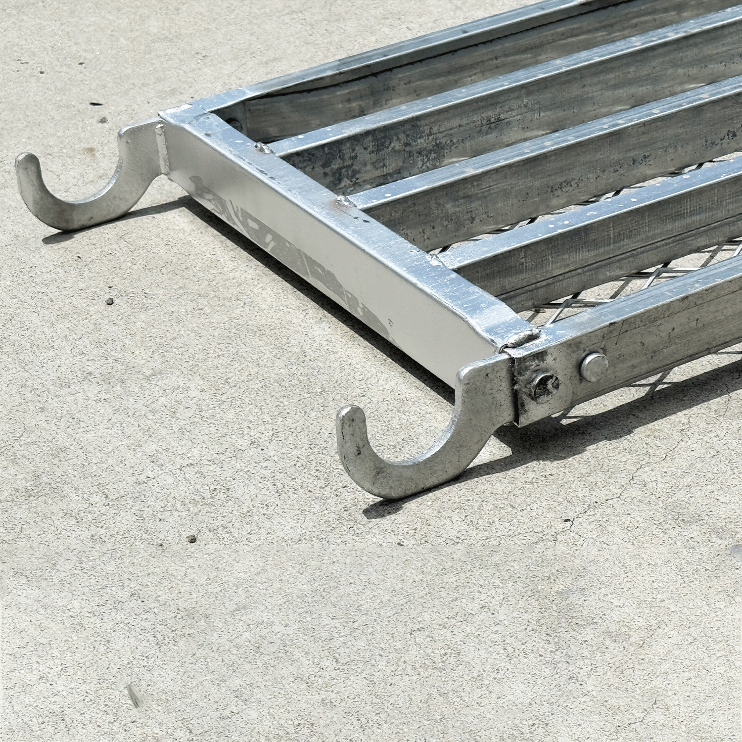 15.5 inch Scaffold Plank for Confined Spaces & Narrow Frames – Sandbaggy