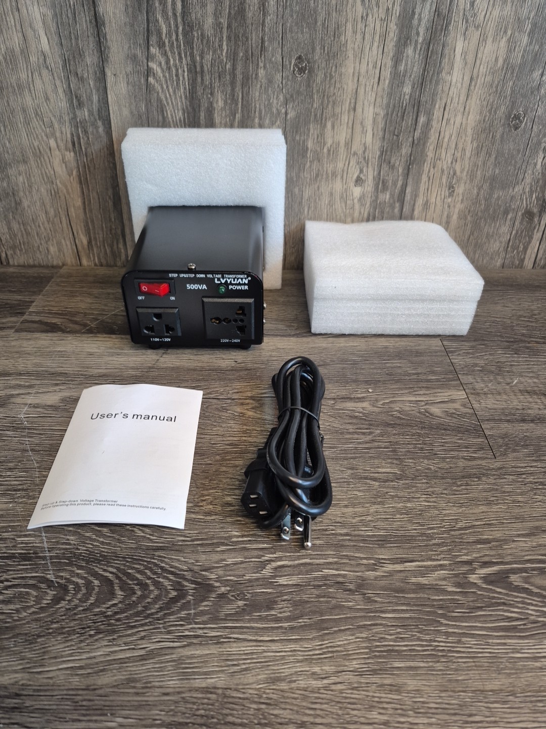 LVYUAN Step Up & Step Down Voltage Transformer 110 V / 230 V DT-500VA