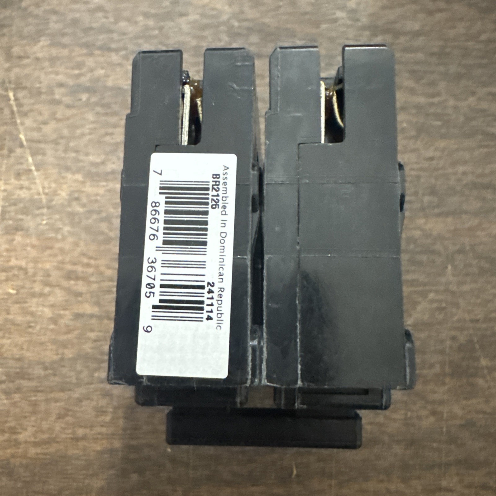 Cutler Hammer Eaton BR2125 125 Amp 2 Pole Circuit Breaker Type BR 120/240V