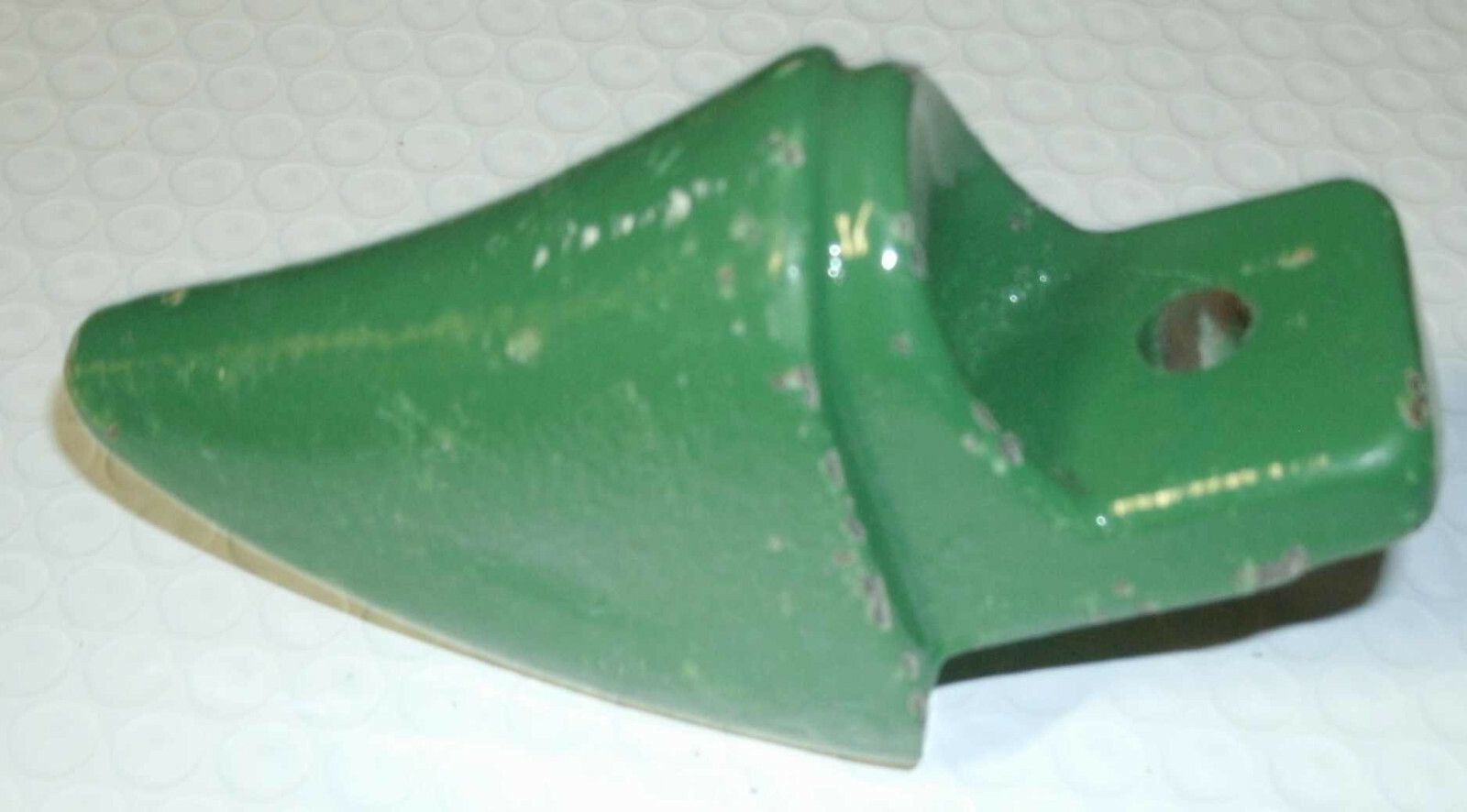 New Idea 1-Row Corn Picker E2X 323 Replacement Cast Toe For Floating Shoe Snoot