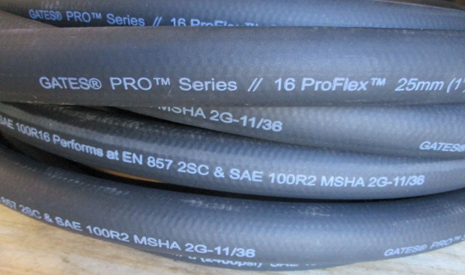 GATES Hydraulic Hose 16 PRO Series PROFLEX 1″ x 50 ft SAE 100R16/R17 2400 PSI