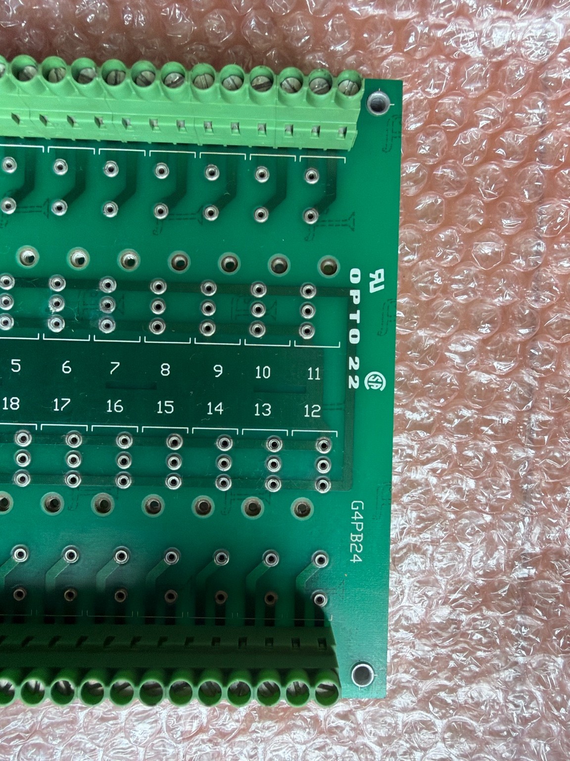 OPTO 22 G4PB24 24 Position I/O Rack Backplane Module Mount Board w/ Terminals