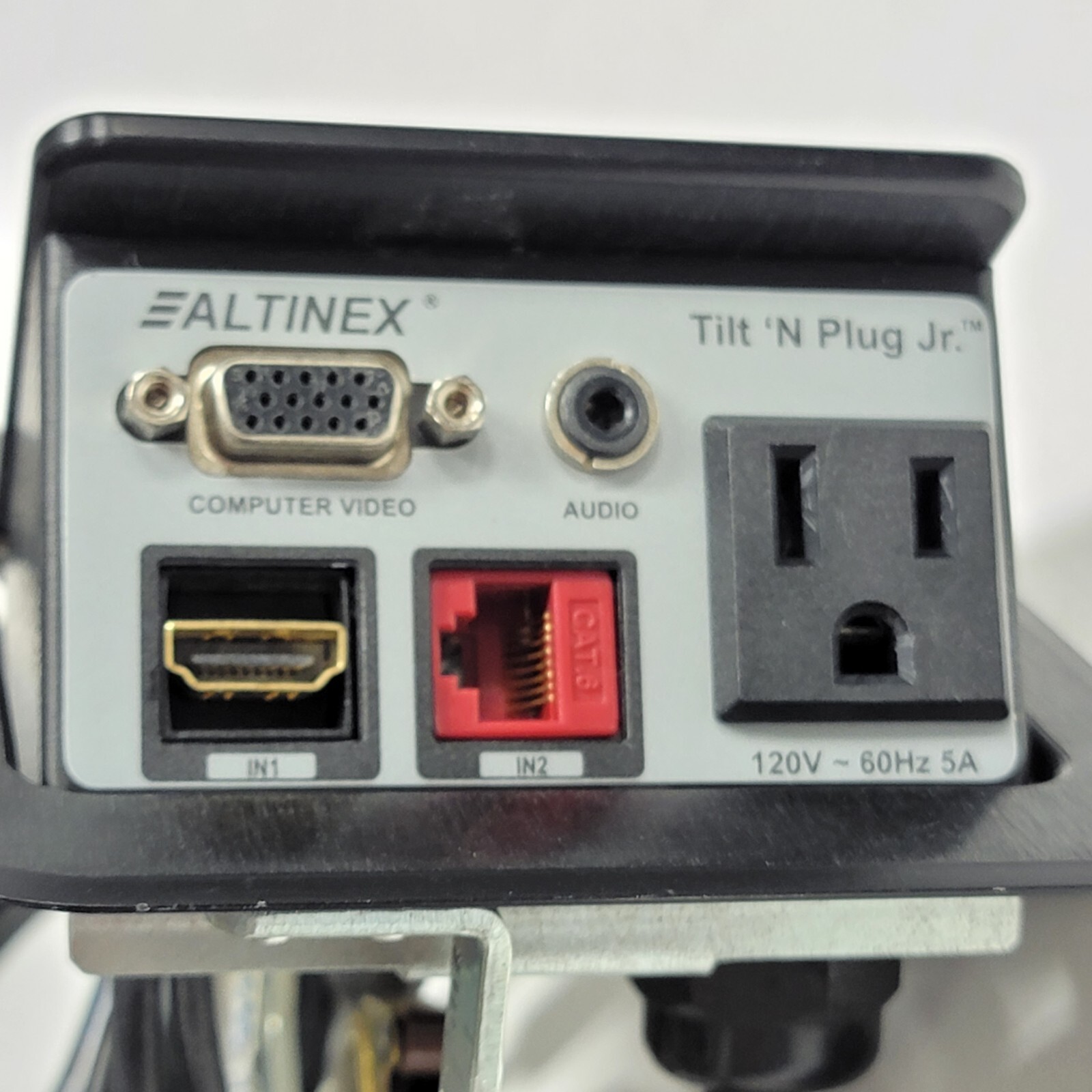 Altinex Tilt ‘N Plug Jr. Hybrid Analog and Digital Video Distribution TNP-128
