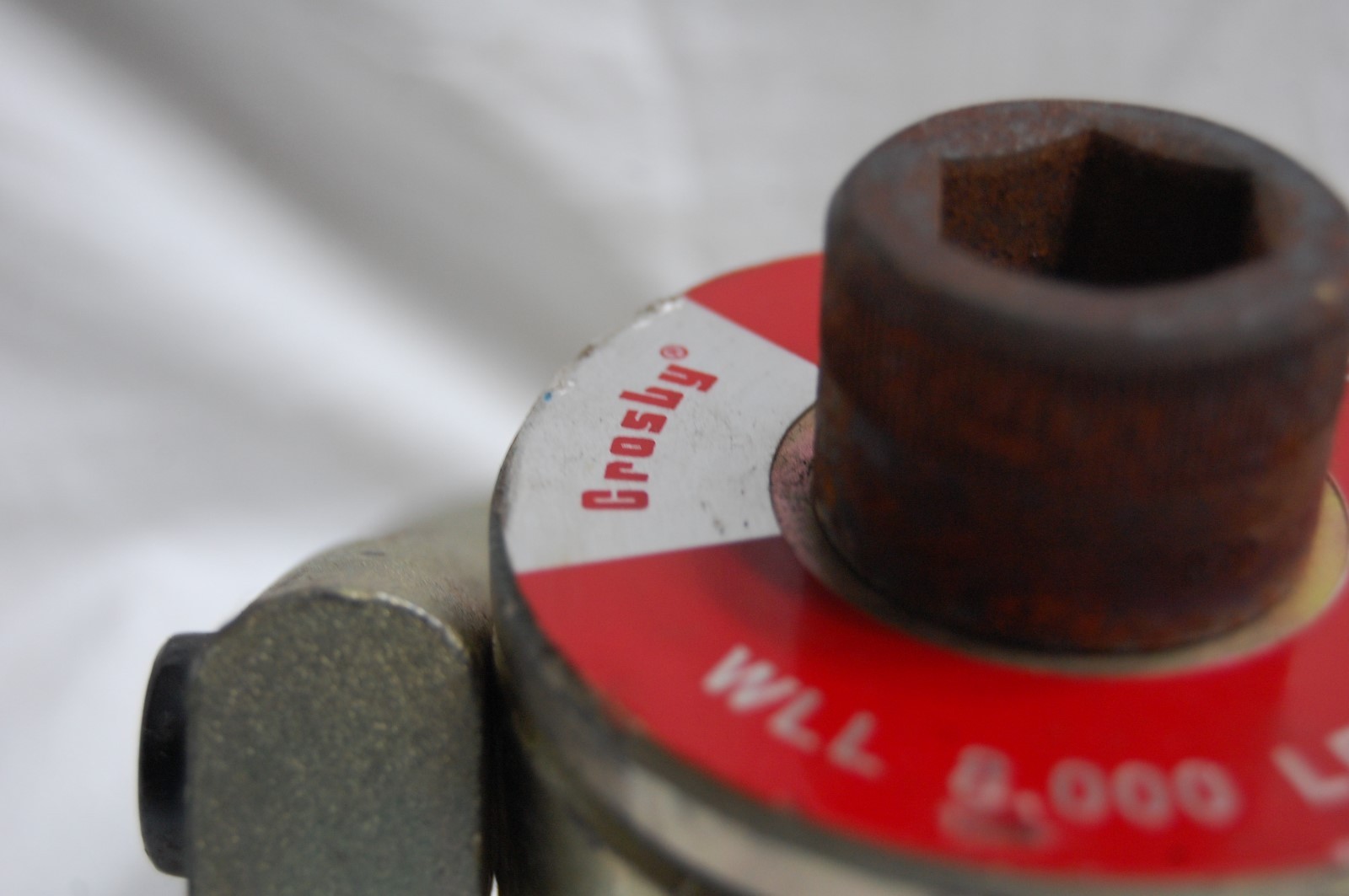 Crosby Swivel Hoist Ring 8,000 lbs