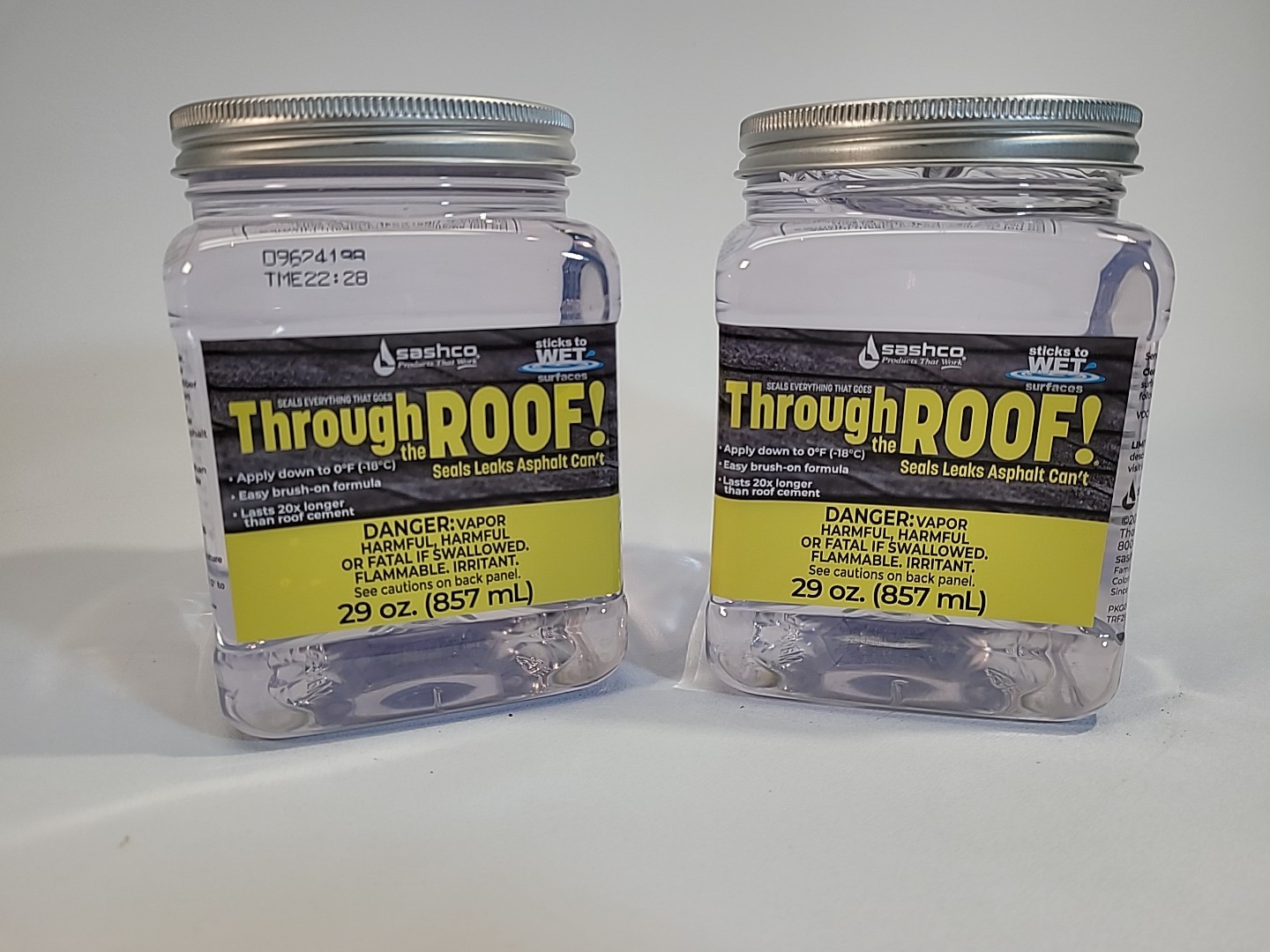 Lot of 2 Sashco 14003 Through the Roof Sealant Clear 6012405 29oz 857ml each