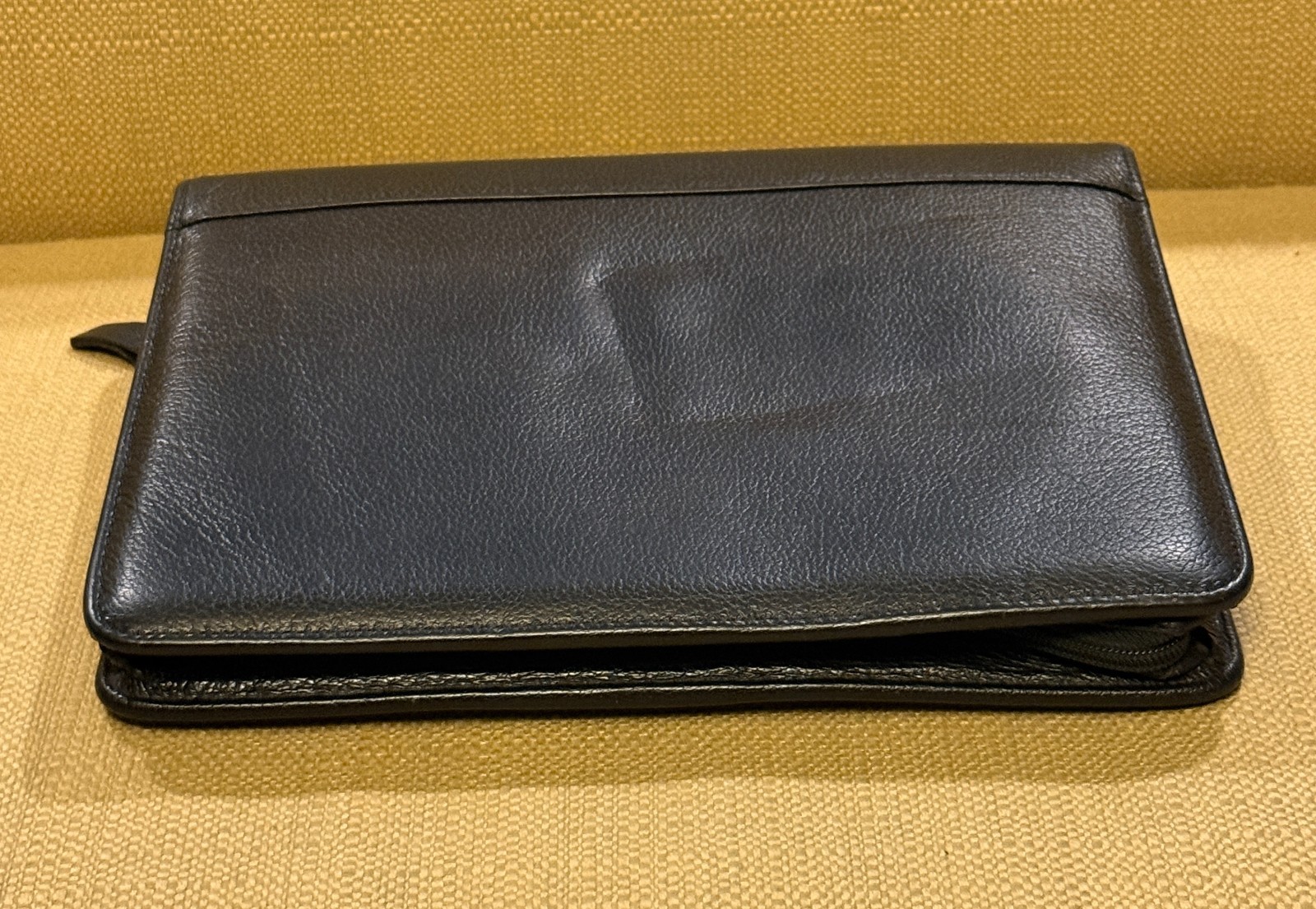 Franklin Quest Classic Black Pebble Leather Zip Around Binder 7-Ring Organizer
