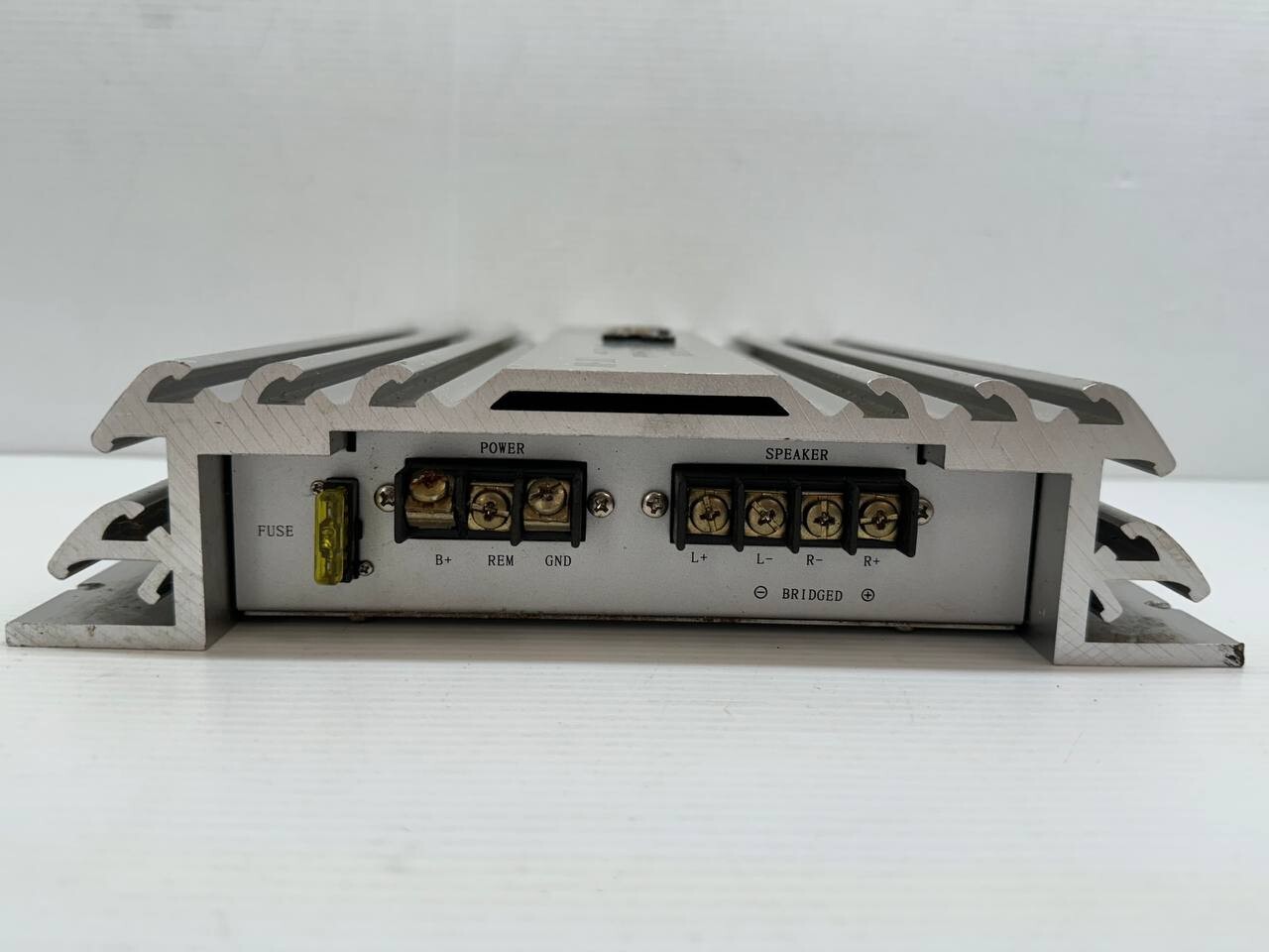 CONQUEST CSC-680 MOSFET AMPLIFIER 390 WATT