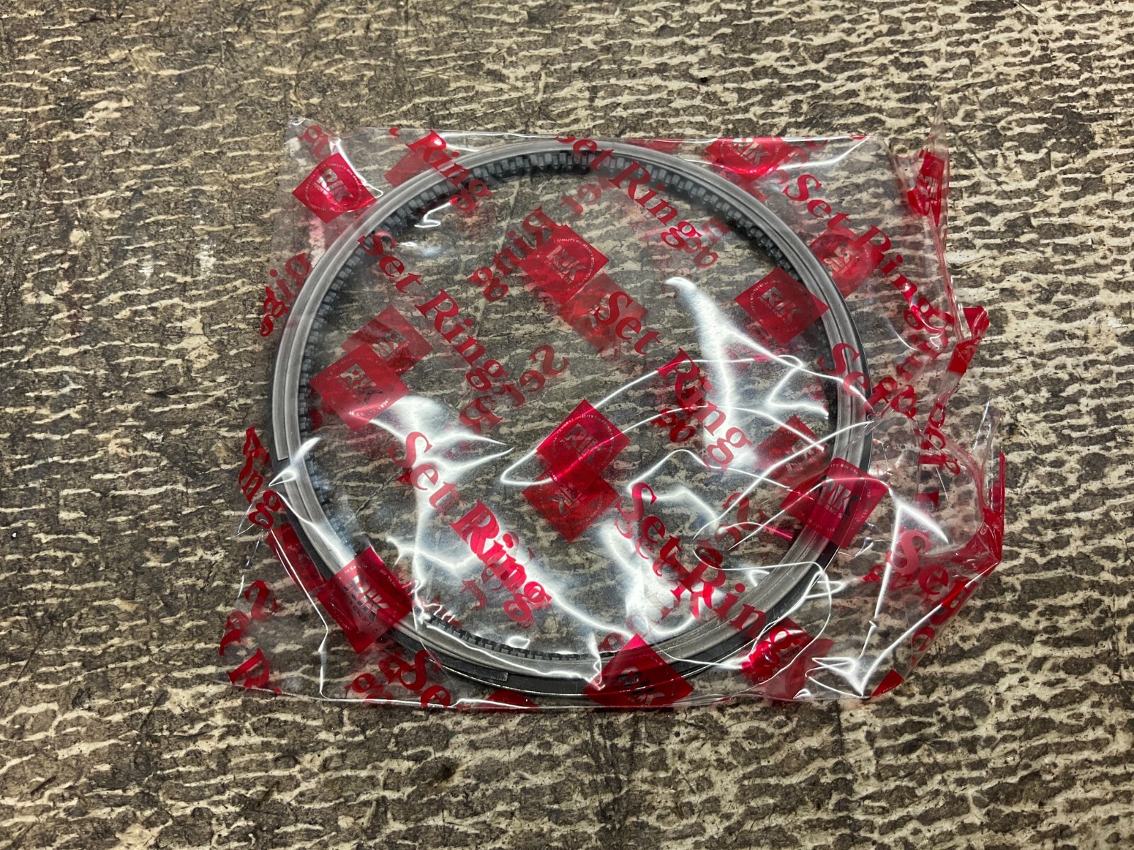 TGB RIK 927064 Piston Ring Set TBG2 New (TSC)