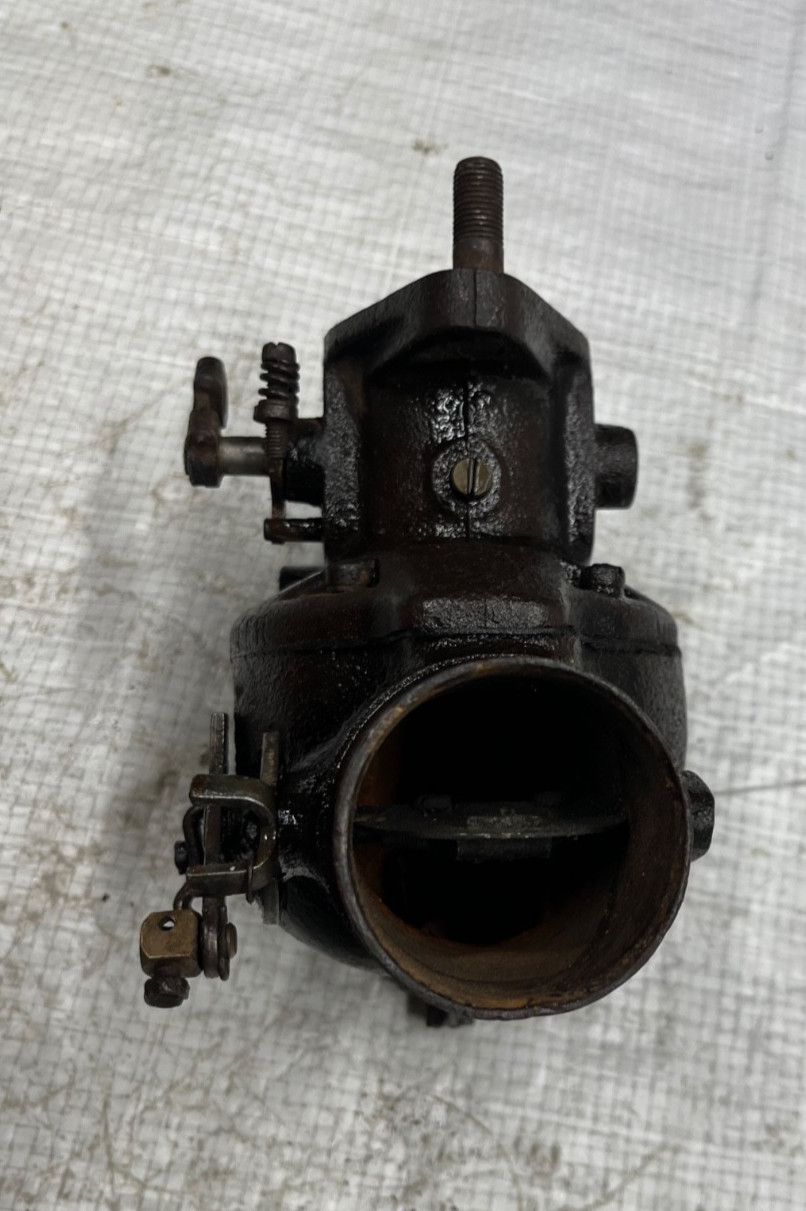 Oliver 1600 1650 1800 Tractor TSX 807 Carburetor