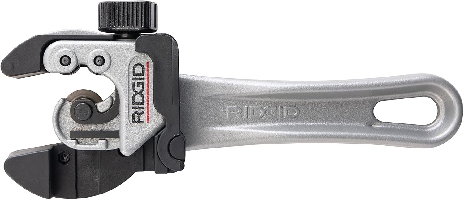Lightweight Close Quarters Tubing Cutter with Ergonomic Grip & Automatic Feed