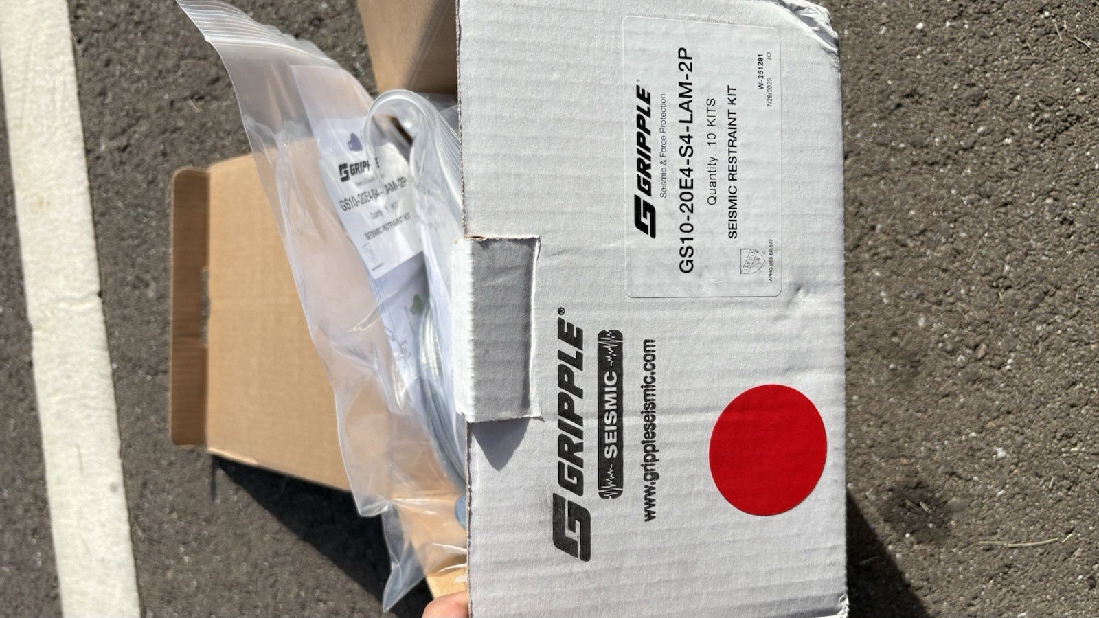Gripple seismic restraint kits, box of 10. New, unused. Great for contractors.