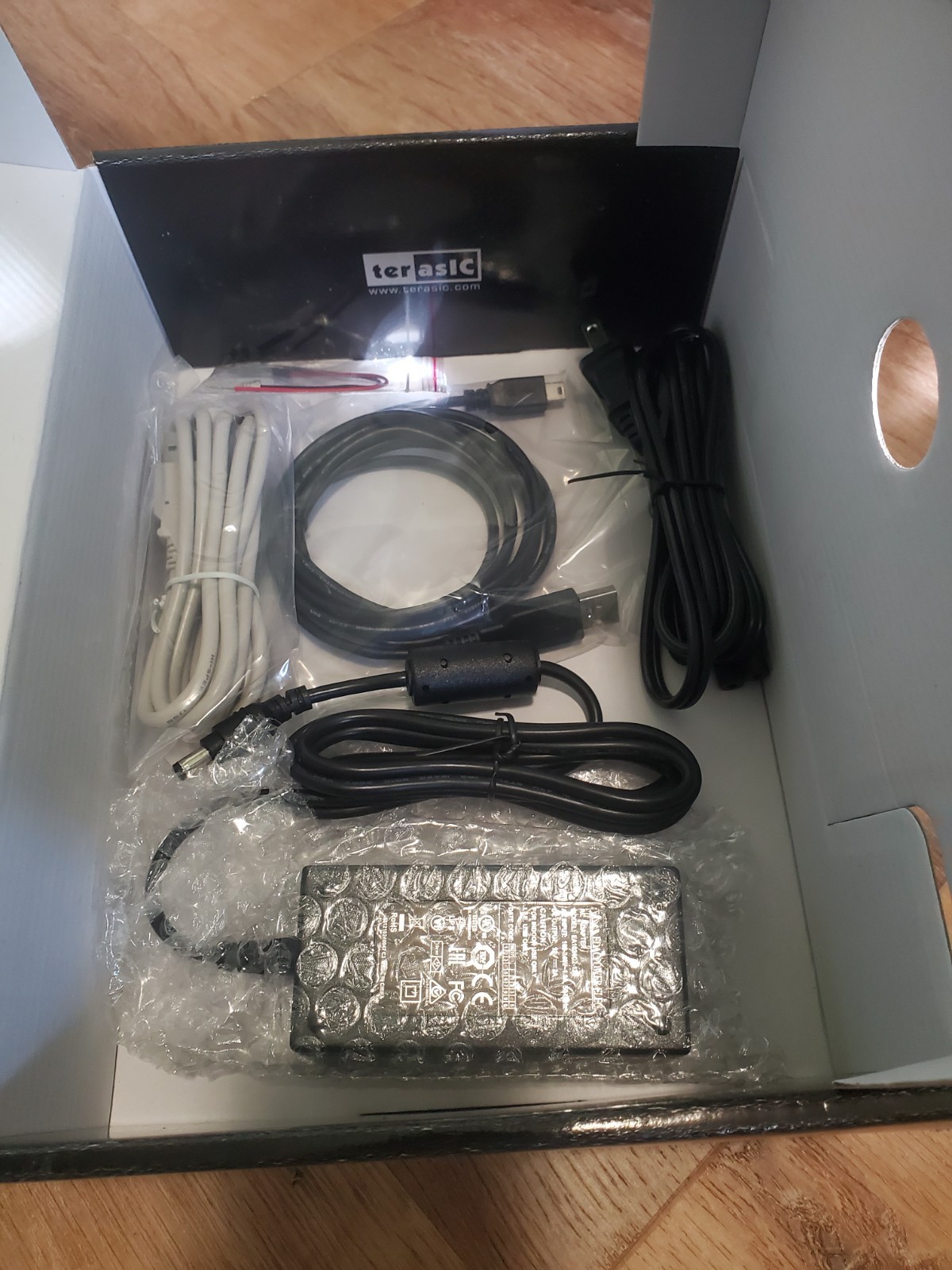 Terasic DE1-SoC Development Kit, new, never used