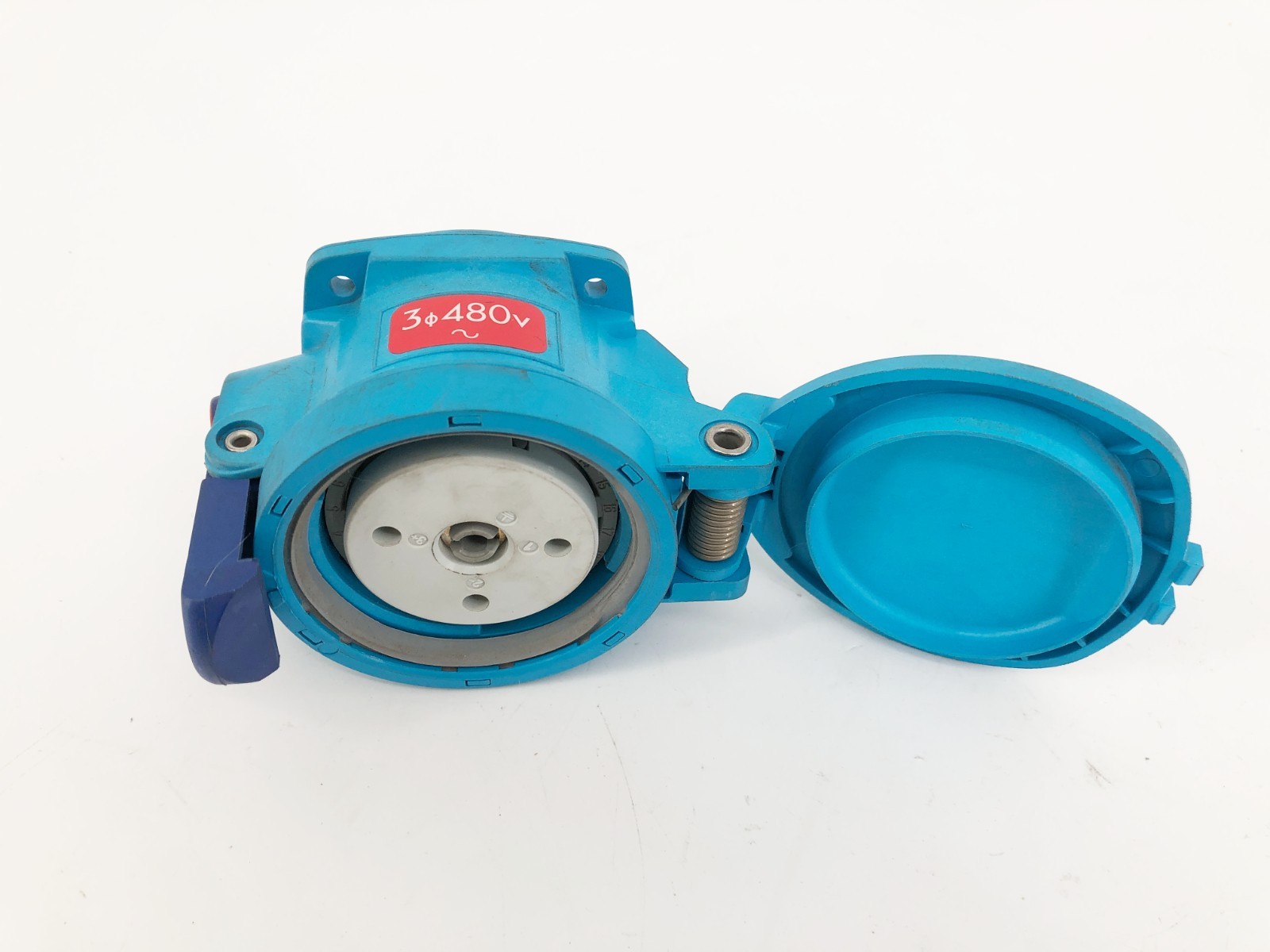 New Meltric 63-34043 Switch Rated Receptacle DSN30 480V 30A – No Box