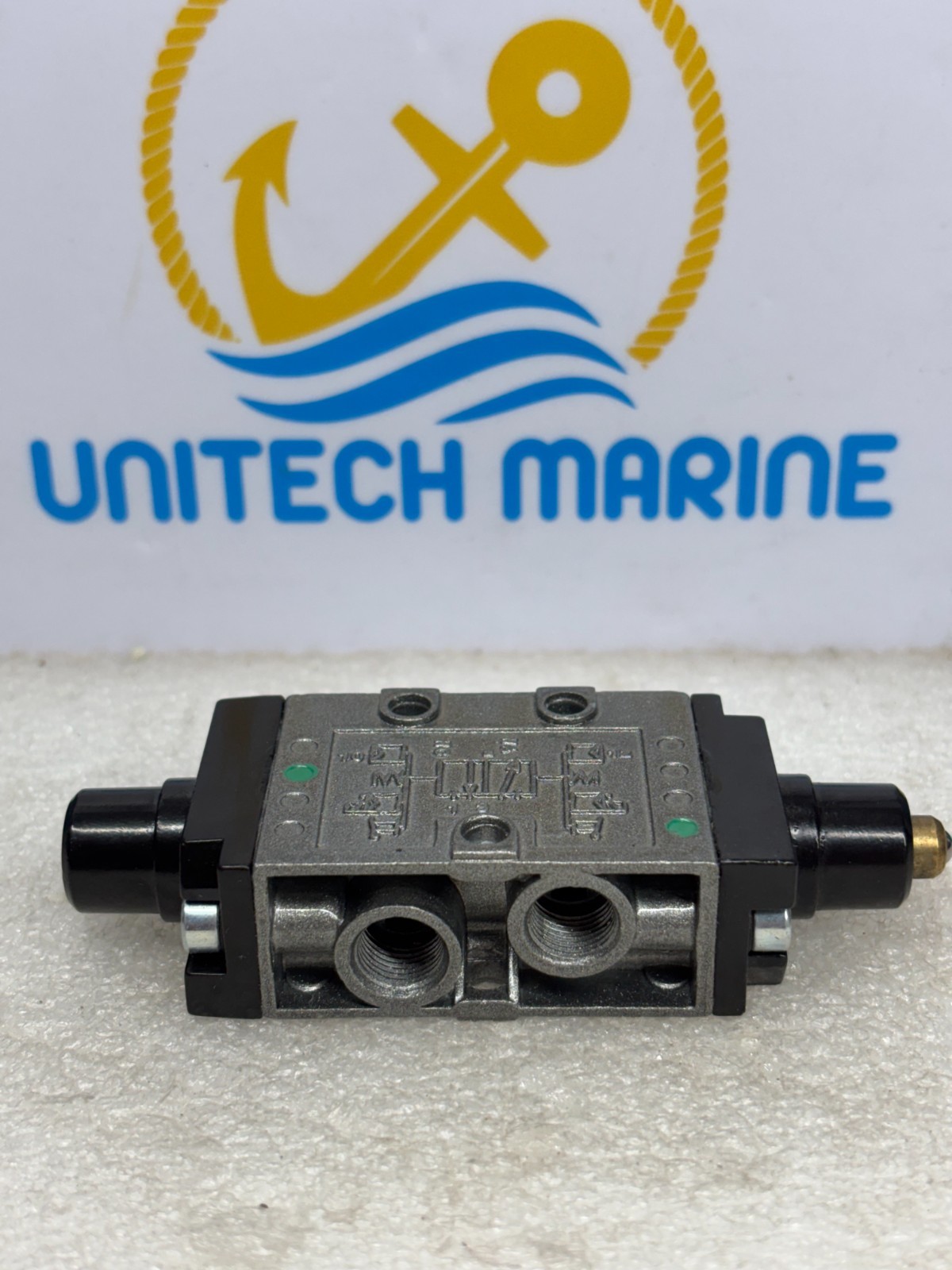 Univer CL-102A mechanical pneumatic valve