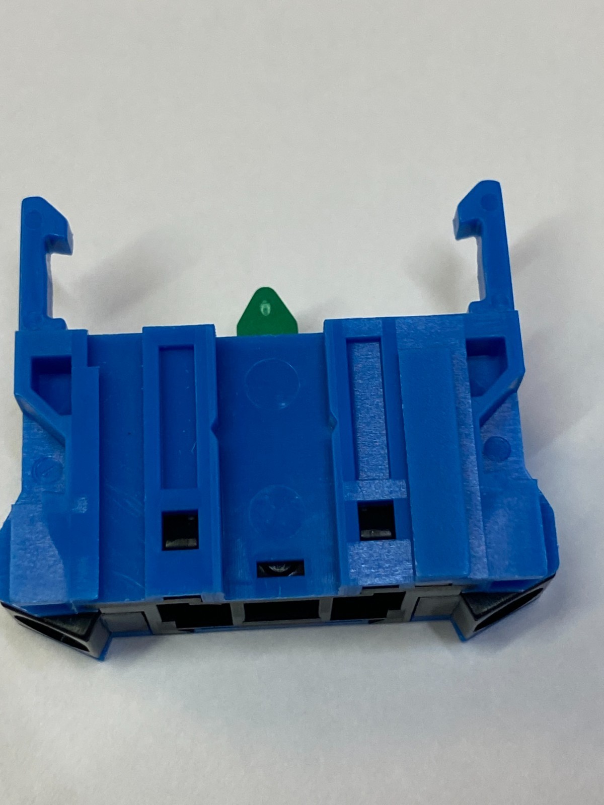 Idec HW-F10 Contact Block 1 NO 10A 600V Finger-Safe HW Series Switch, New